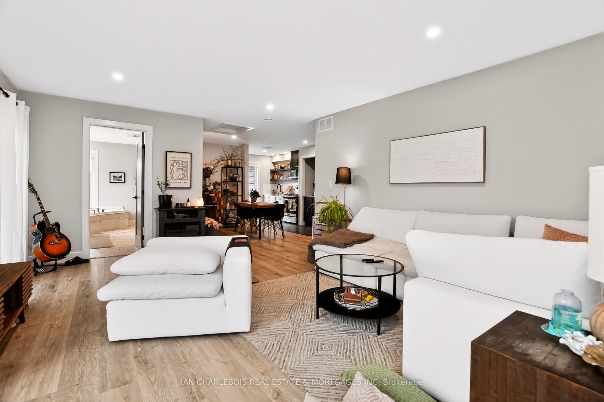 Photo 9 of Unit A, 846 Rockson Crescent, Ottawa, Stittsville (South) — HOMEH