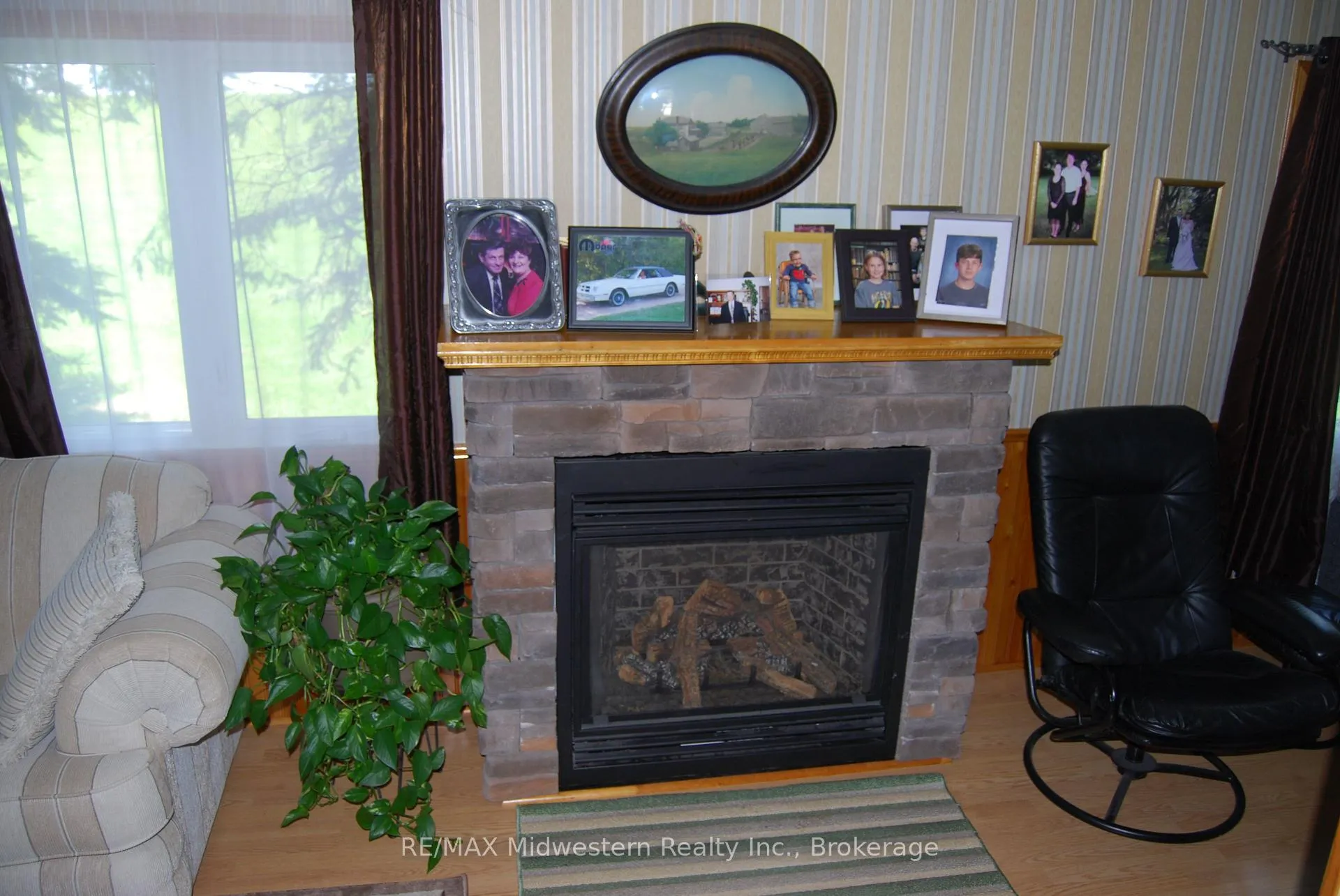 Photo 20 of 39668 Amberley Road, North Huron, Wingham — HOMEH