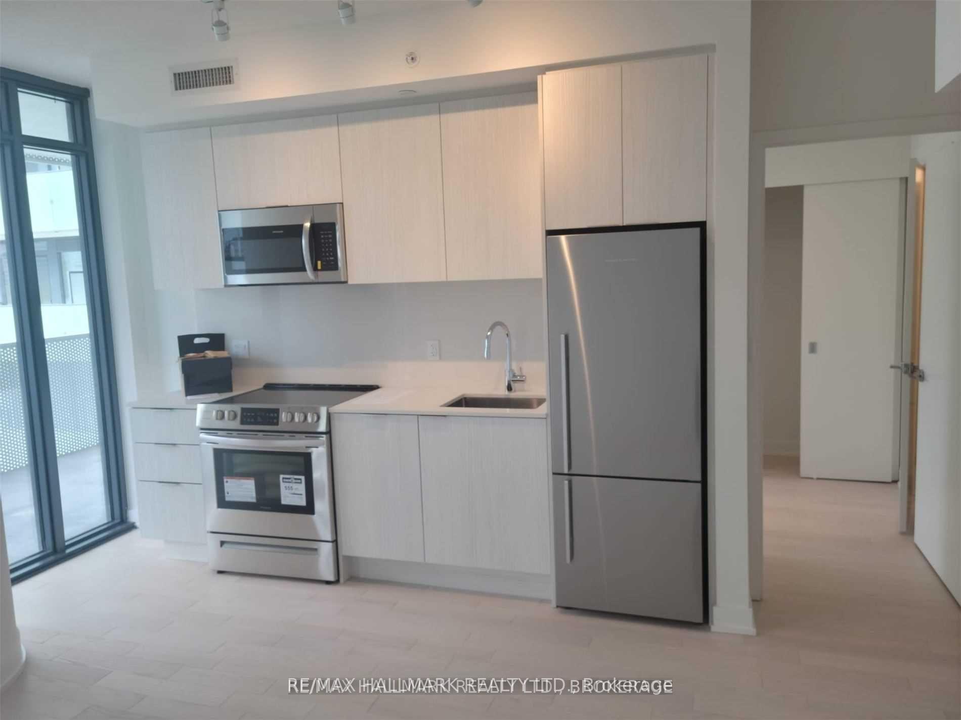Photo 3 of Unit 2306, 25 Richmond Street E, Toronto, Church-Yonge Corridor — HOMEH