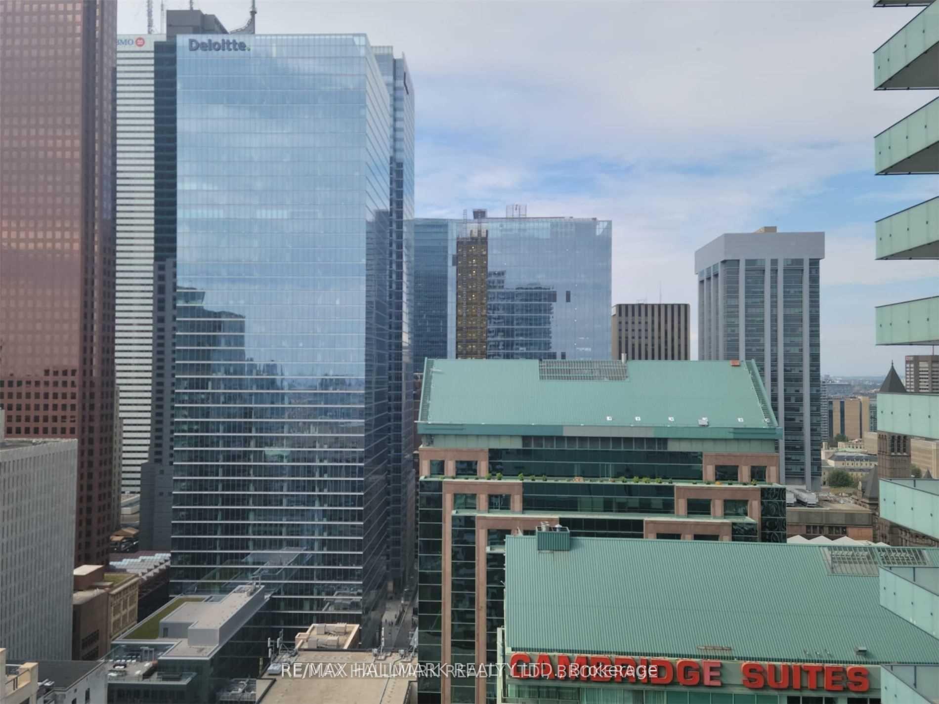 Photo 8 of Unit 2306, 25 Richmond Street E, Toronto, Church-Yonge Corridor — HOMEH