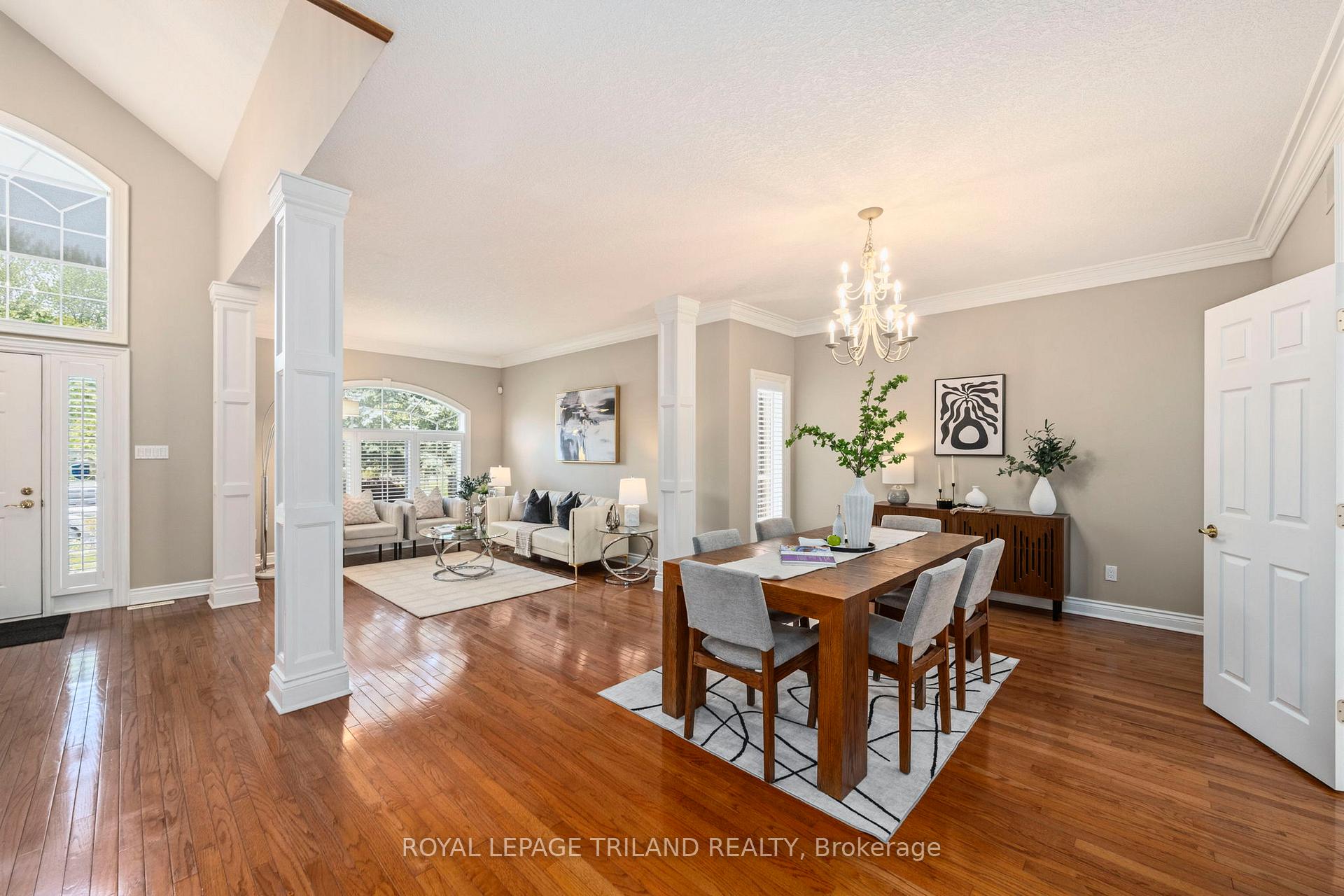 Photo 9 of 56 Glenridge Crescent, London, North A — HOMEH