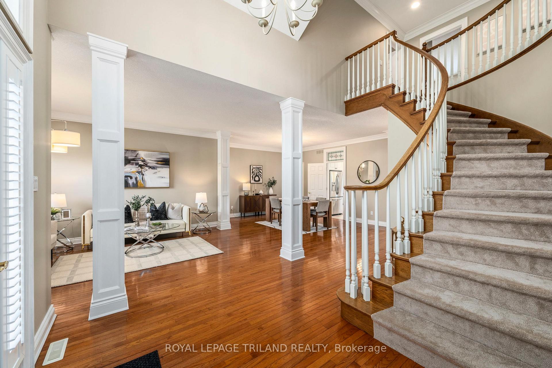 Photo 19 of 56 Glenridge Crescent, London, North A — HOMEH