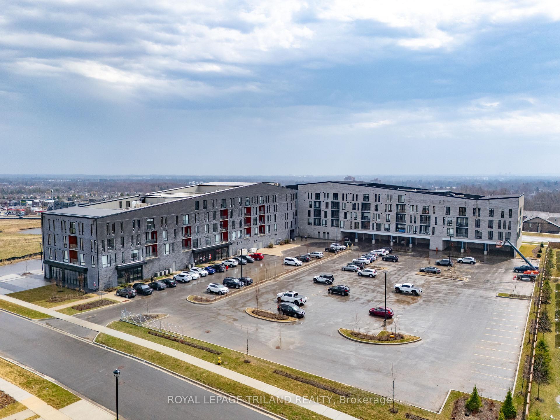 Photo of Unit 221, 865 Kleinburg Drive