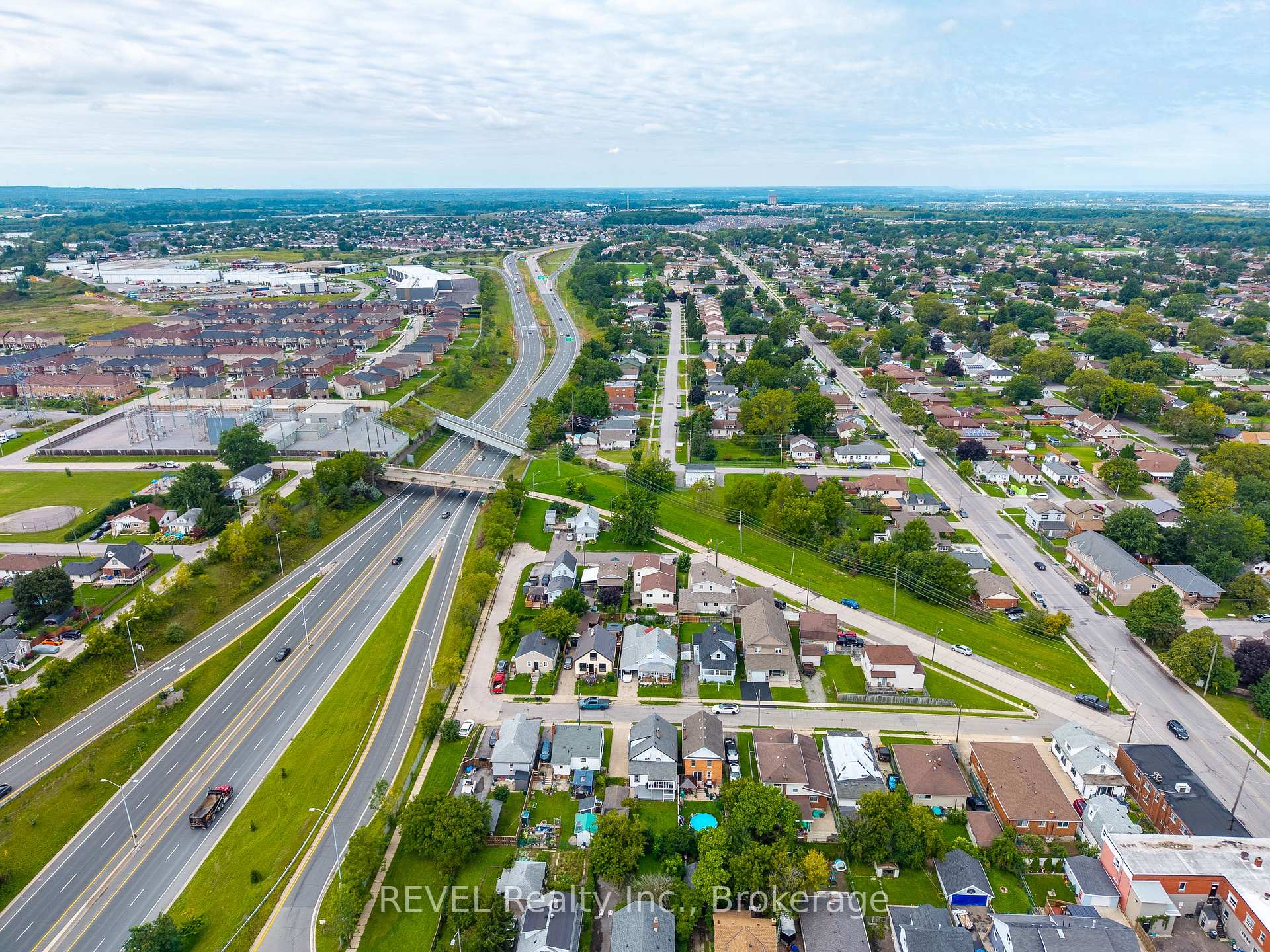 Photo 42 of 14 Battle Street, Thorold, Thorold Downtown — HOMEH