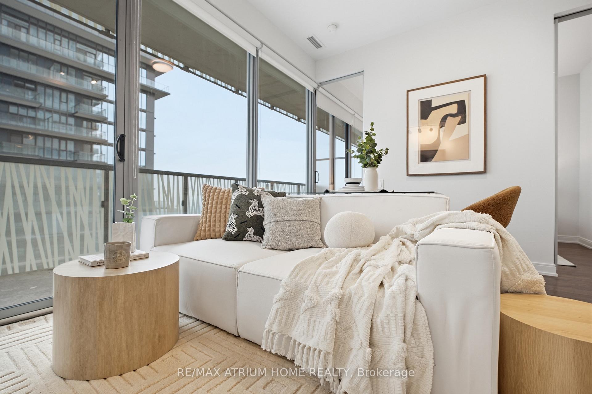Photo 11 of Unit 4413, 50 Charles Street E, Toronto, Church-Yonge Corridor — HOMEH