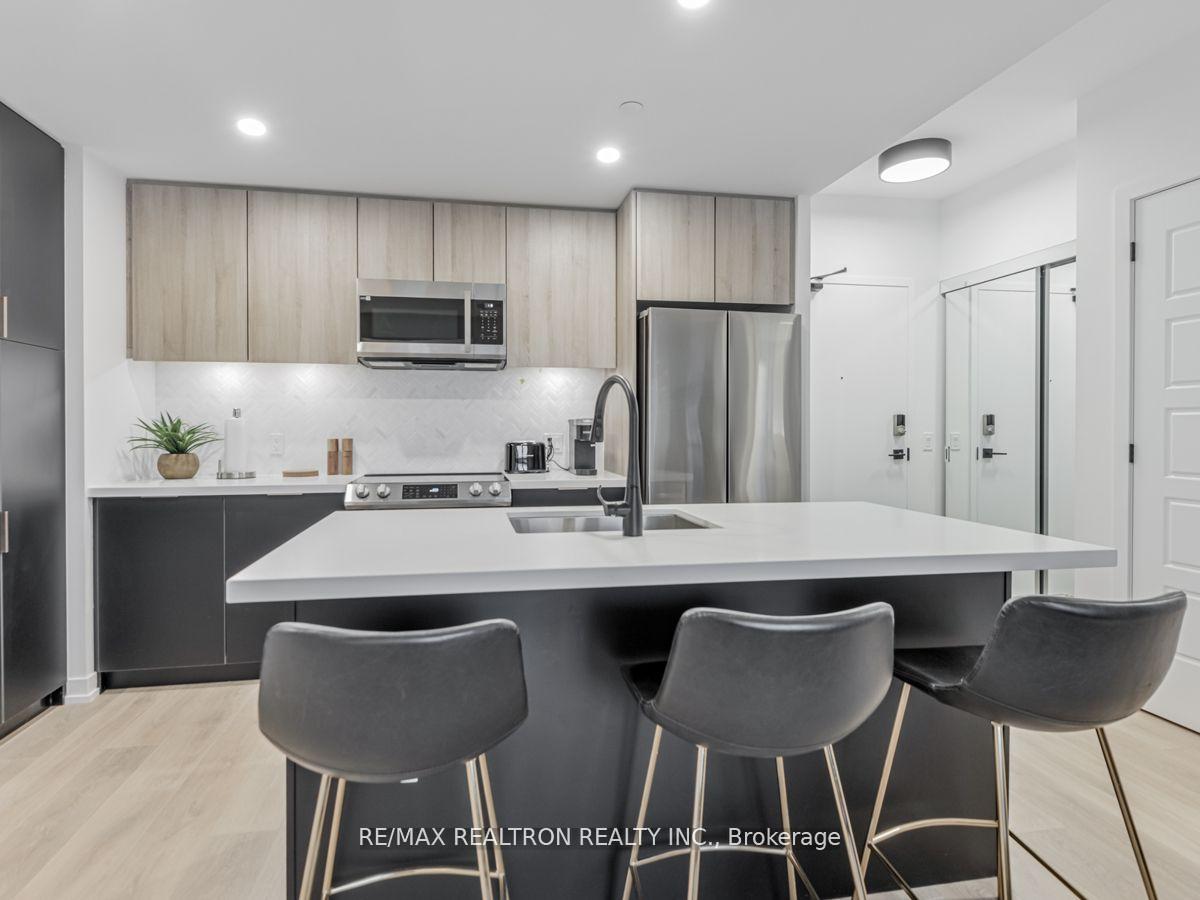 Photo 7 of Unit 254, 415 Sea Ray Avenue, Innisfil, Rural Innisfil — HOMEH
