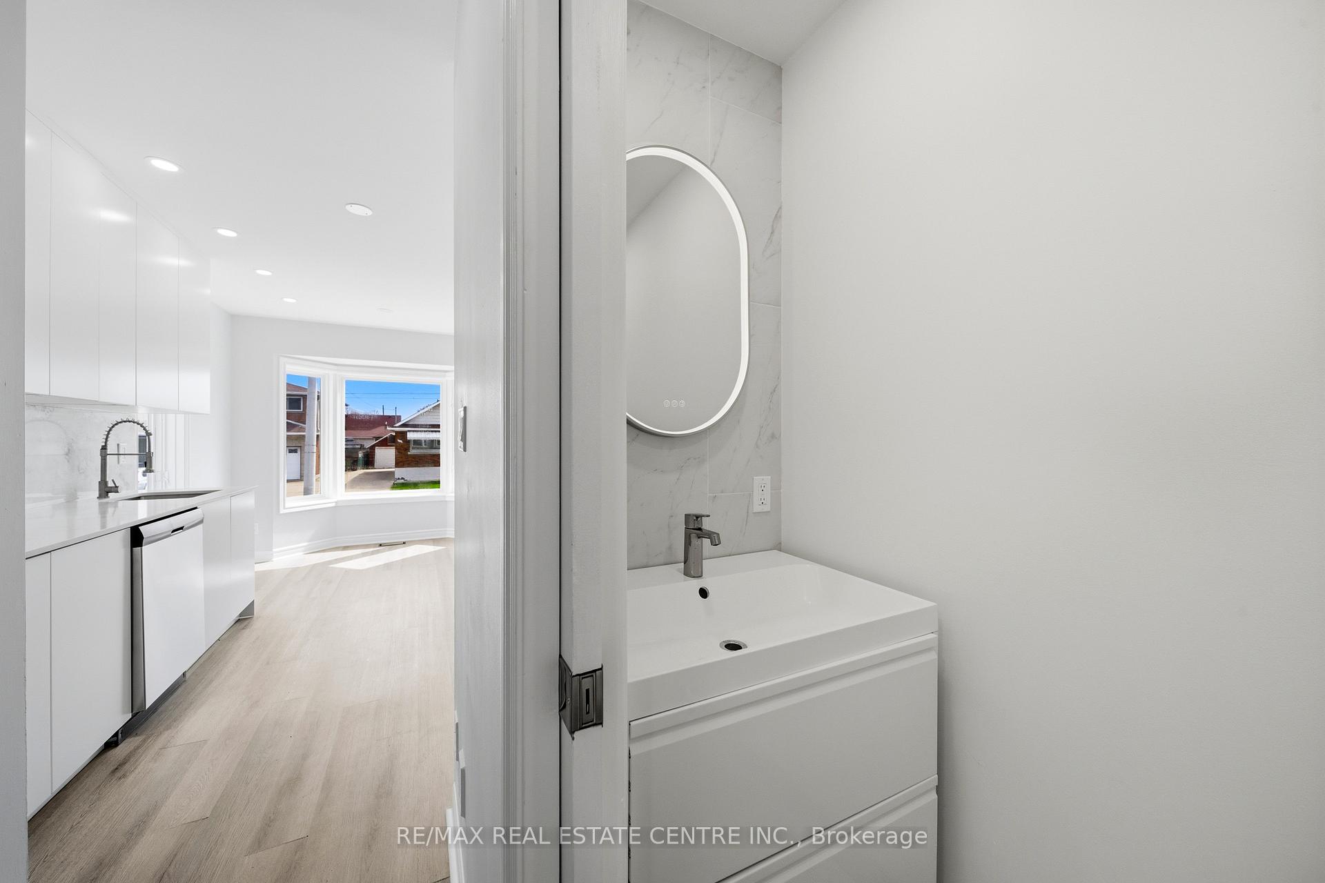 Photo 13 of 233B Vine Street, St. Catharines, Fairview — HOMEH