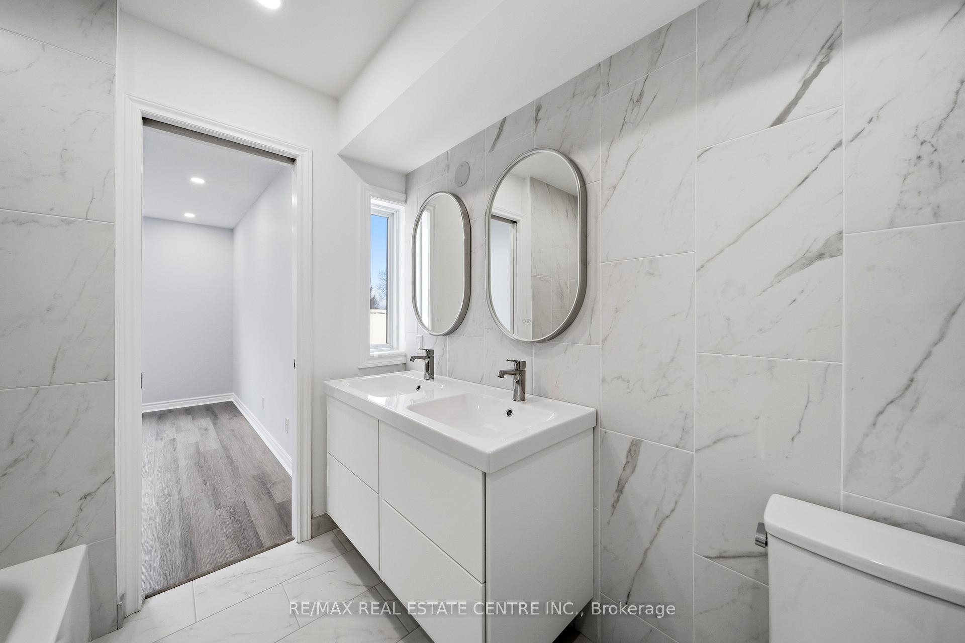 Photo 31 of 233B Vine Street, St. Catharines, Fairview — HOMEH
