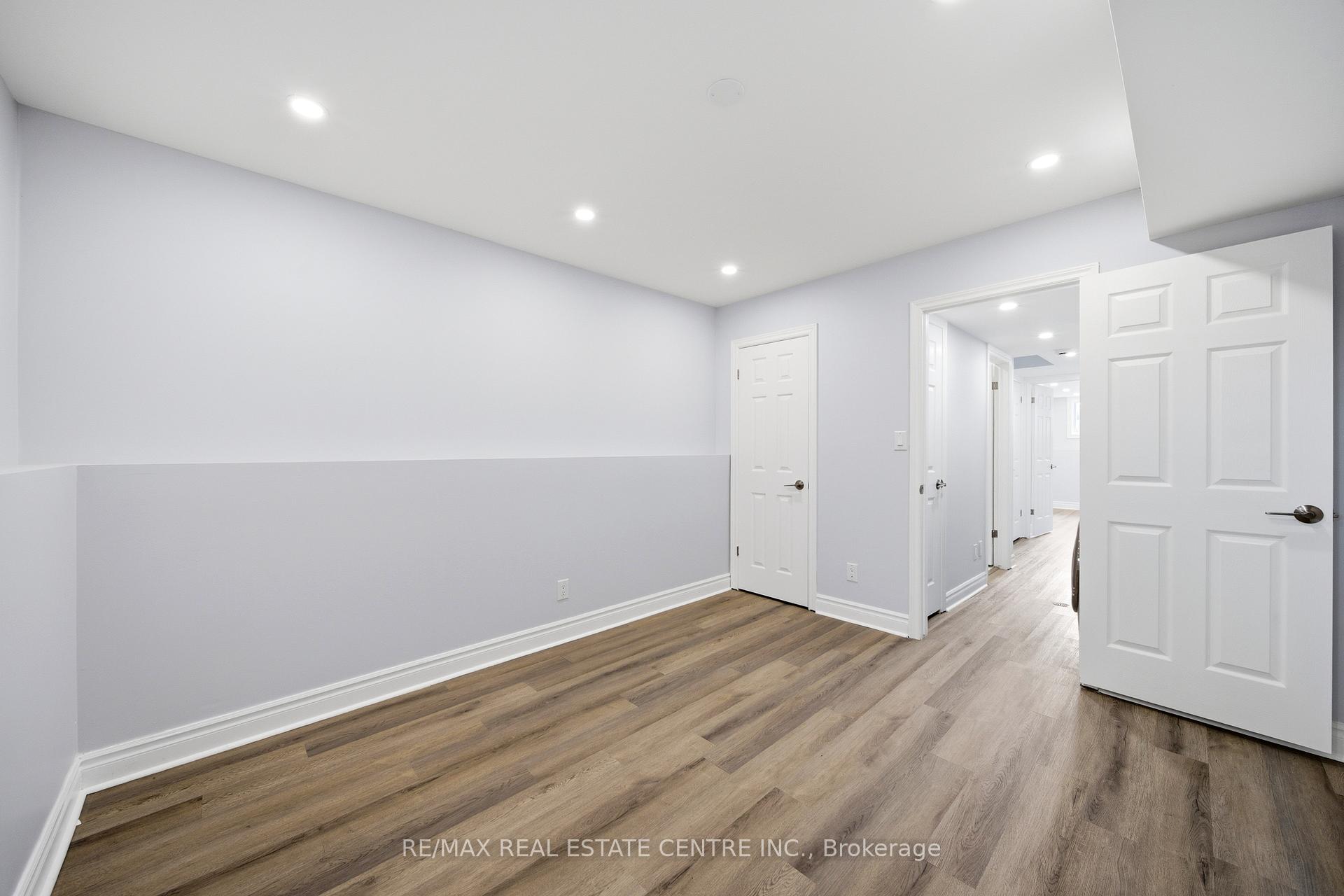Photo 37 of 233B Vine Street, St. Catharines, Fairview — HOMEH