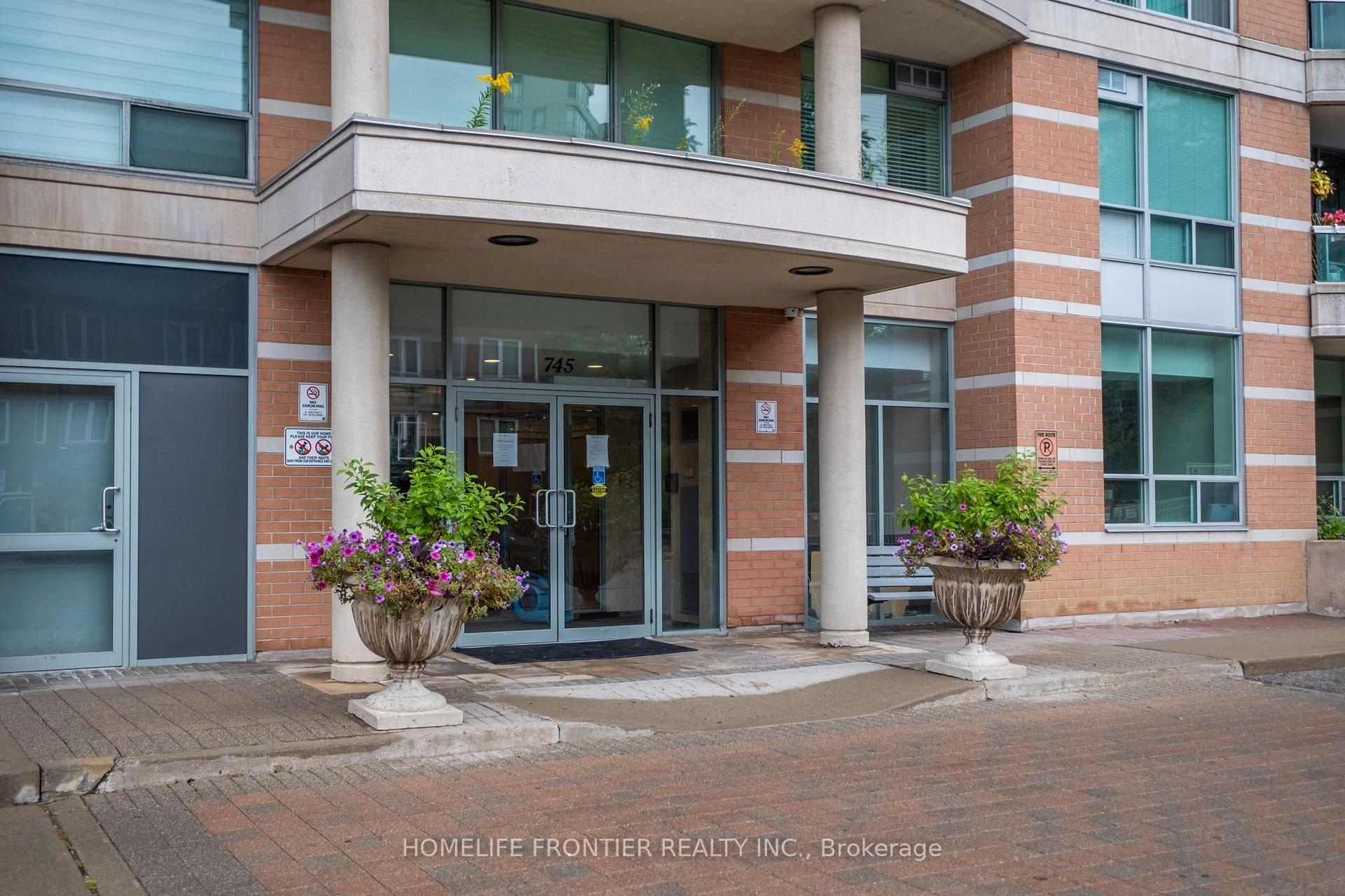 Photo 3 of Unit 610, 745 New Westminster Drive, Vaughan, Brownridge — HOMEH