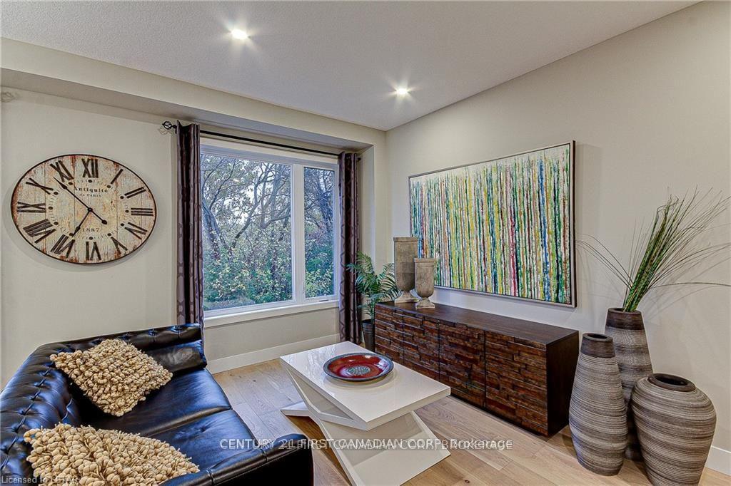 Photo 8 of Unit 88- Upper Levels, 177 Edgevalley Road, London, East D — HOMEH