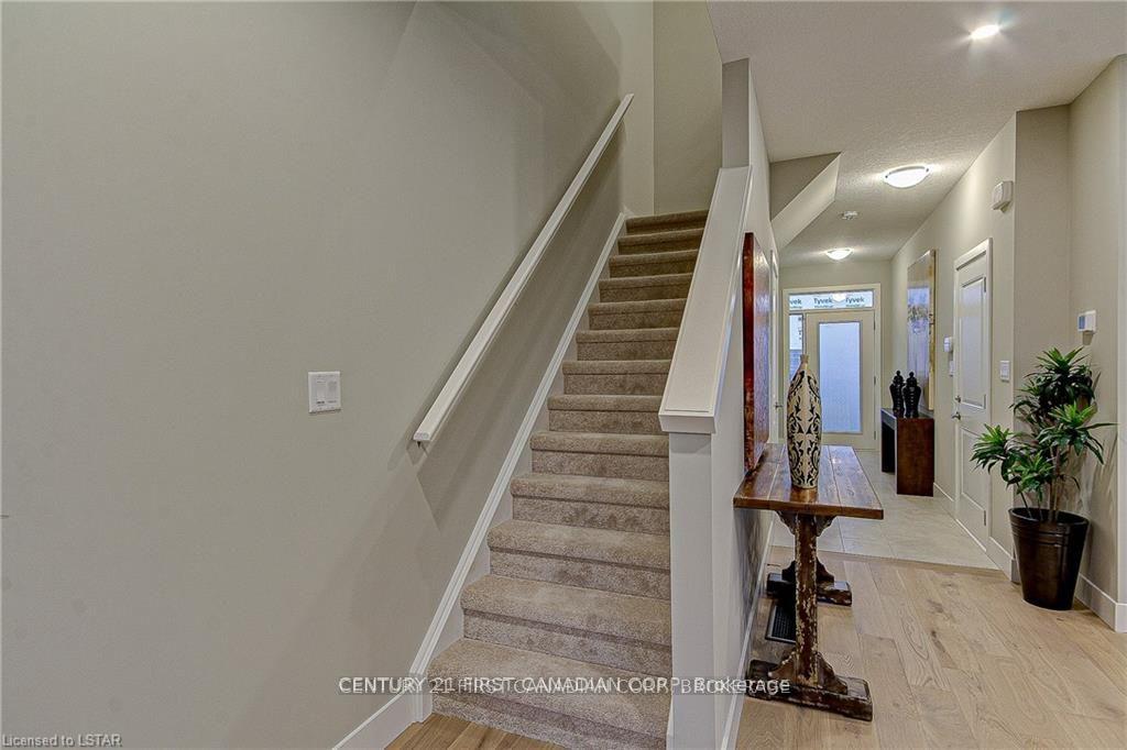 Photo 15 of Unit 88- Upper Levels, 177 Edgevalley Road, London, East D — HOMEH