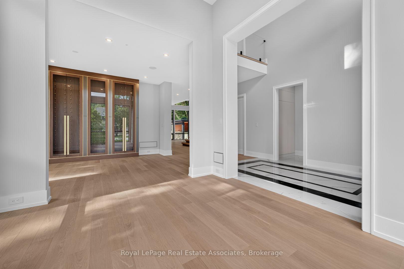 Photo 7 of 1270 Birchview Drive, Mississauga, Lorne Park — HOMEH
