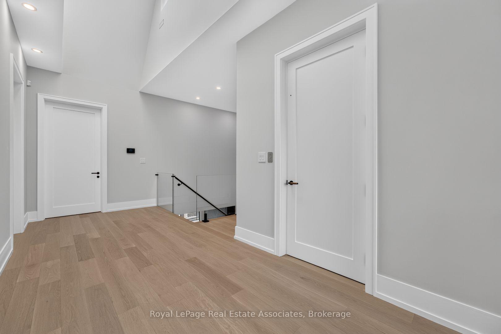 Photo 23 of 1270 Birchview Drive, Mississauga, Lorne Park — HOMEH