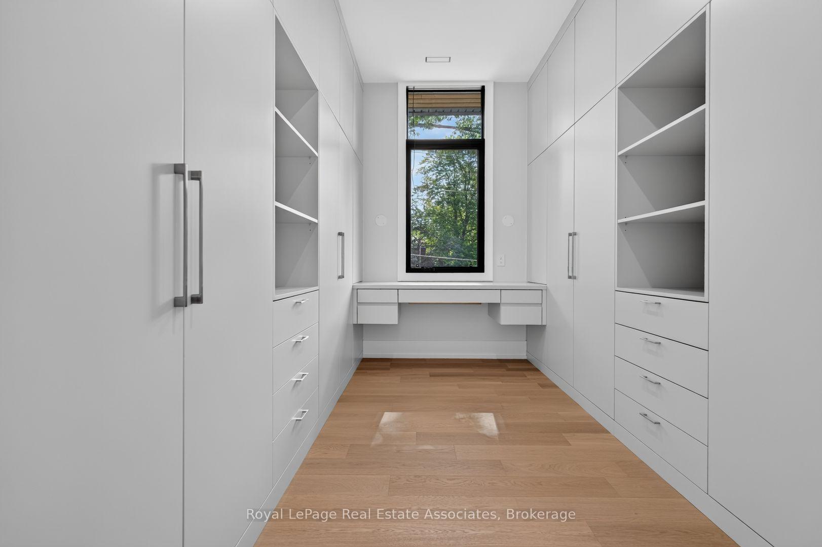 Photo 27 of 1270 Birchview Drive, Mississauga, Lorne Park — HOMEH