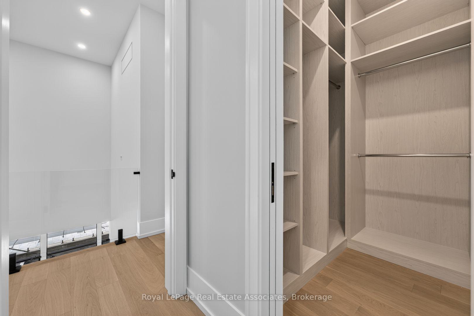 Photo 35 of 1270 Birchview Drive, Mississauga, Lorne Park — HOMEH
