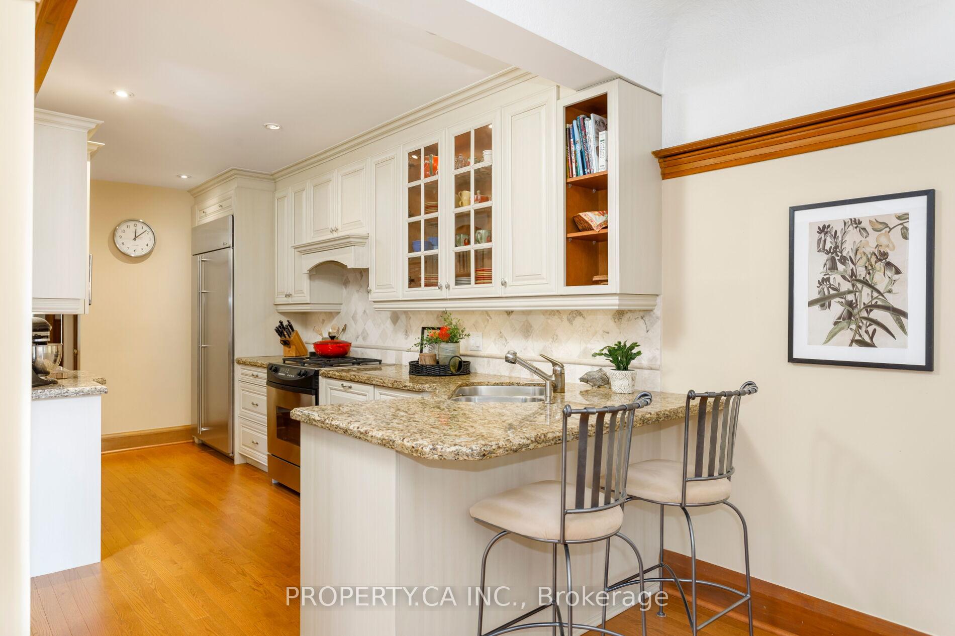 Photo 9 of 59 Brumell Avenue, Toronto, Lambton Baby Point — HOMEH