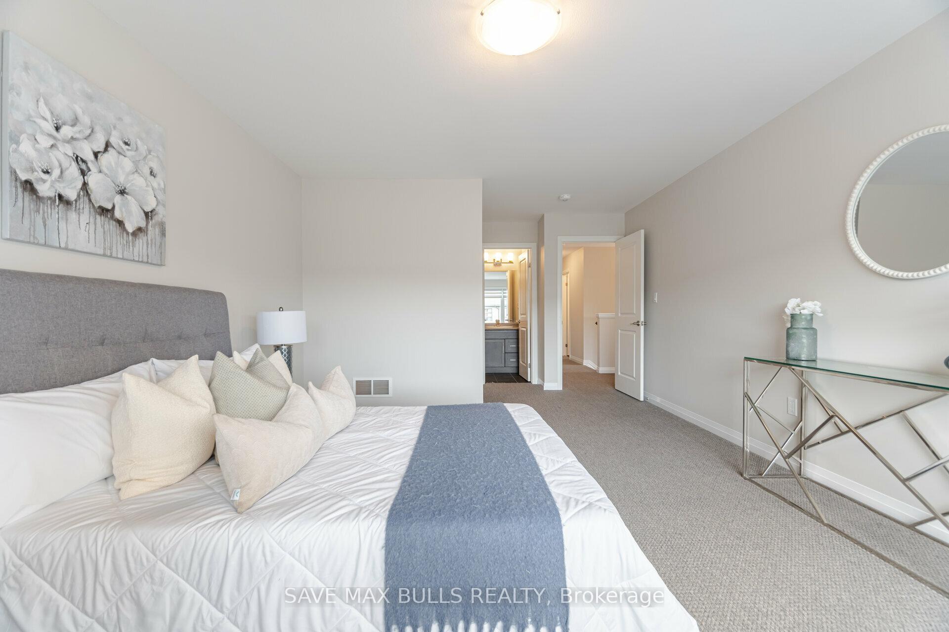 Photo 22 of 7381 Matteo Drive, Niagara Falls, Brown — HOMEH