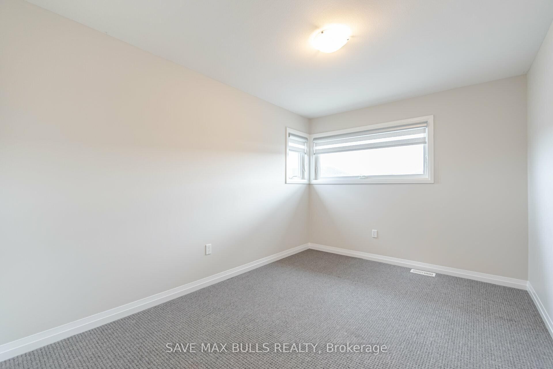 Photo 26 of 7381 Matteo Drive, Niagara Falls, Brown — HOMEH