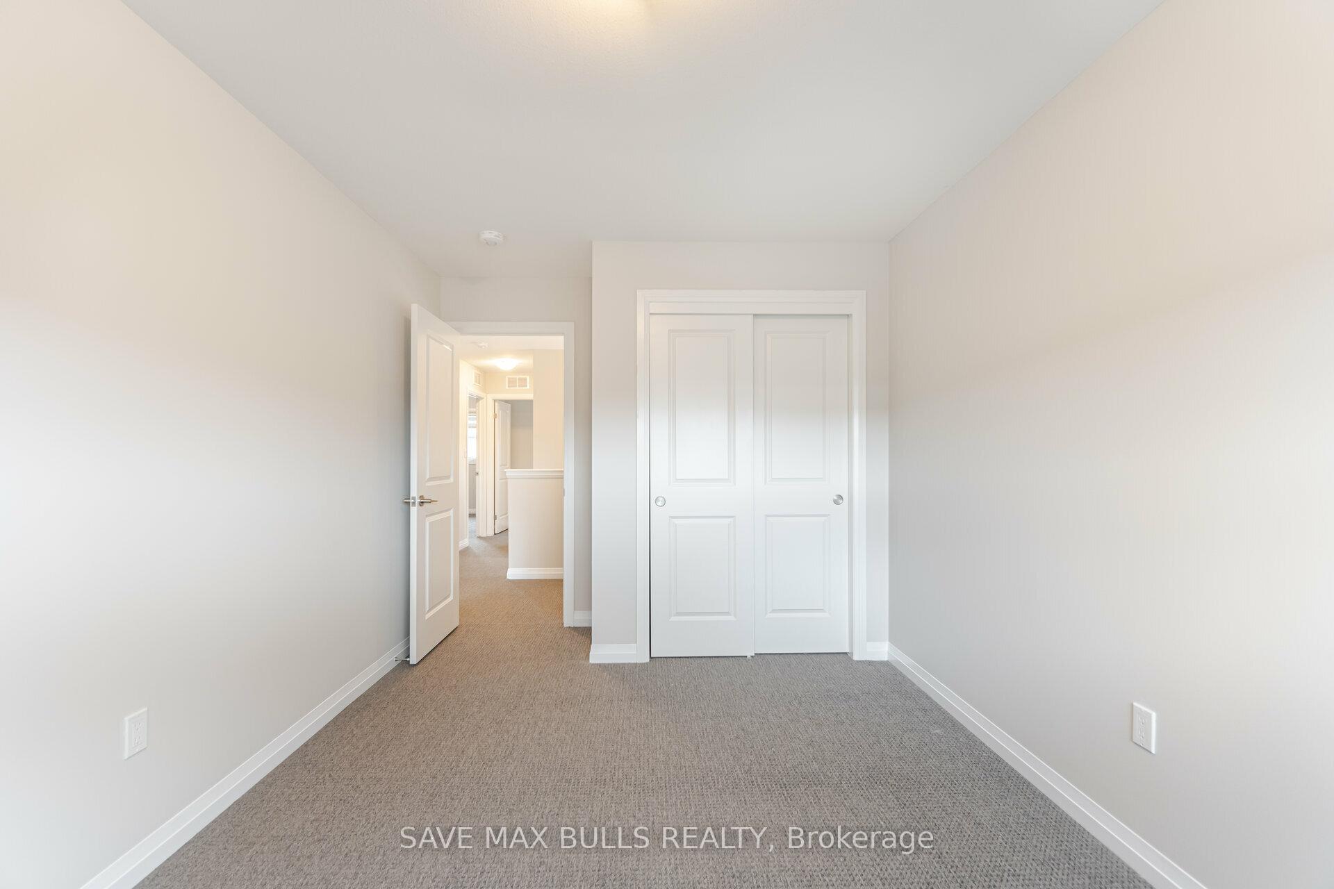 Photo 27 of 7381 Matteo Drive, Niagara Falls, Brown — HOMEH