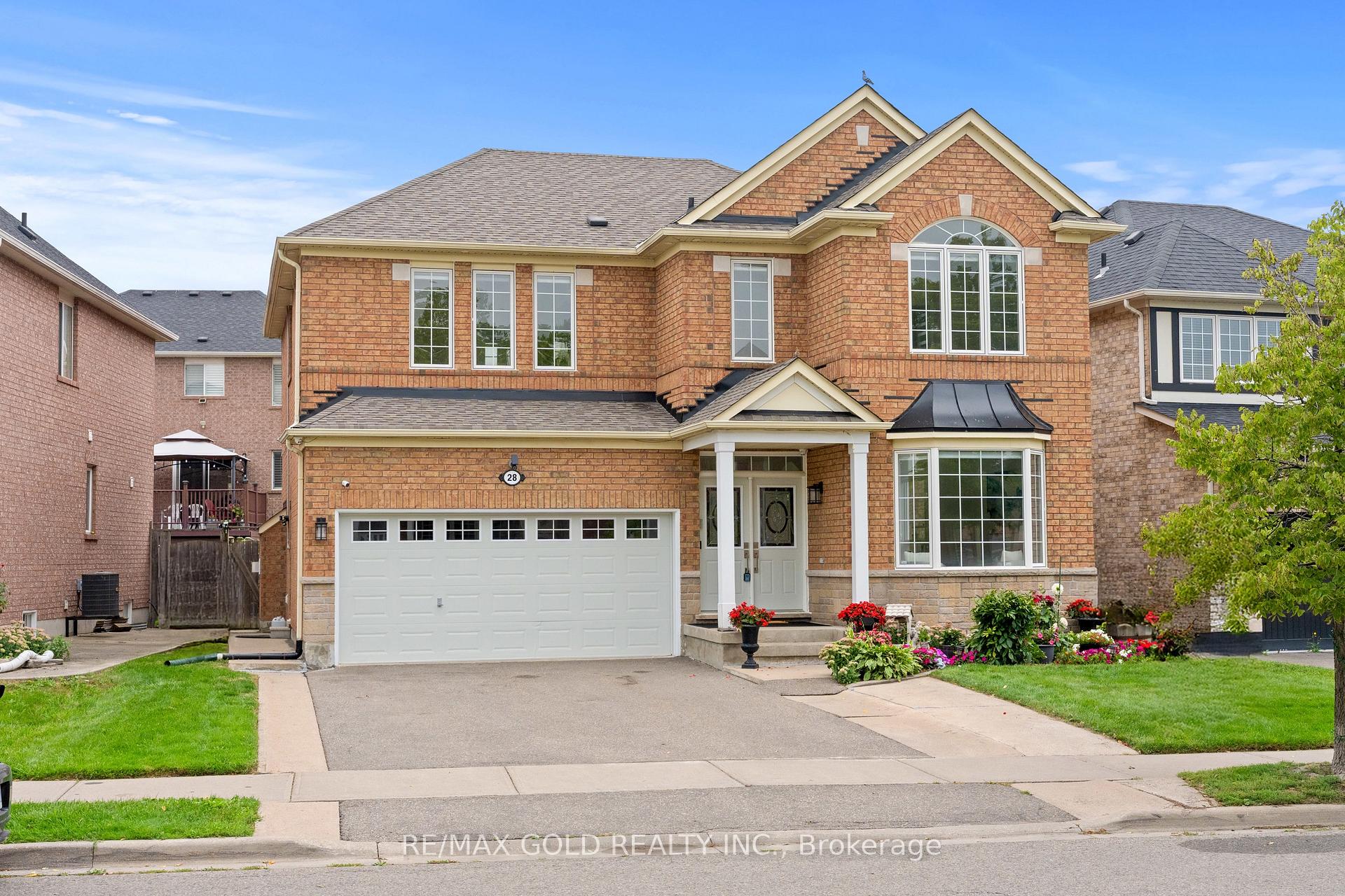 Photo 2 of 28 Bottomwood Street, Brampton, Gore Industrial North — HOMEH