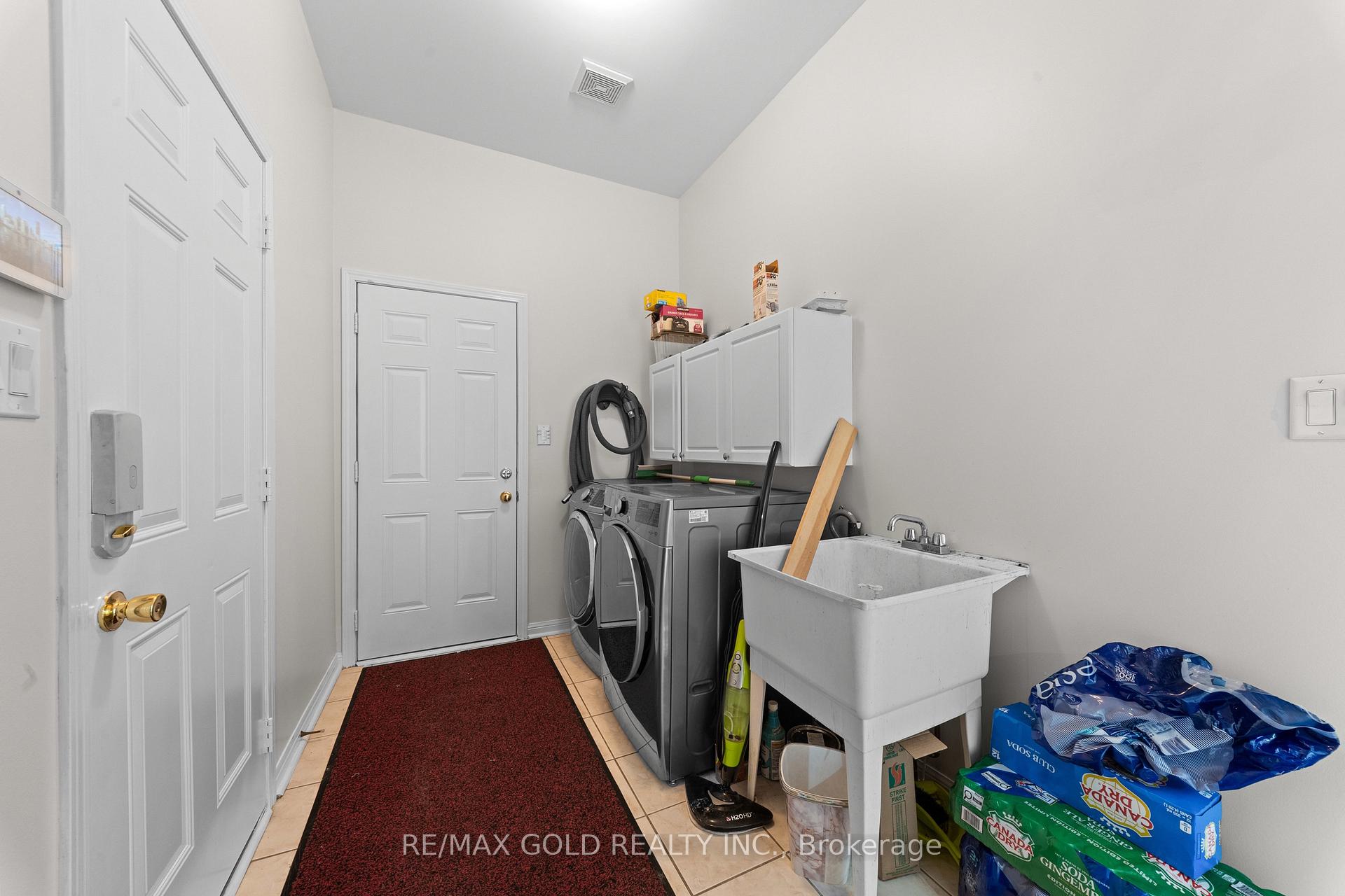 Photo 23 of 28 Bottomwood Street, Brampton, Gore Industrial North — HOMEH