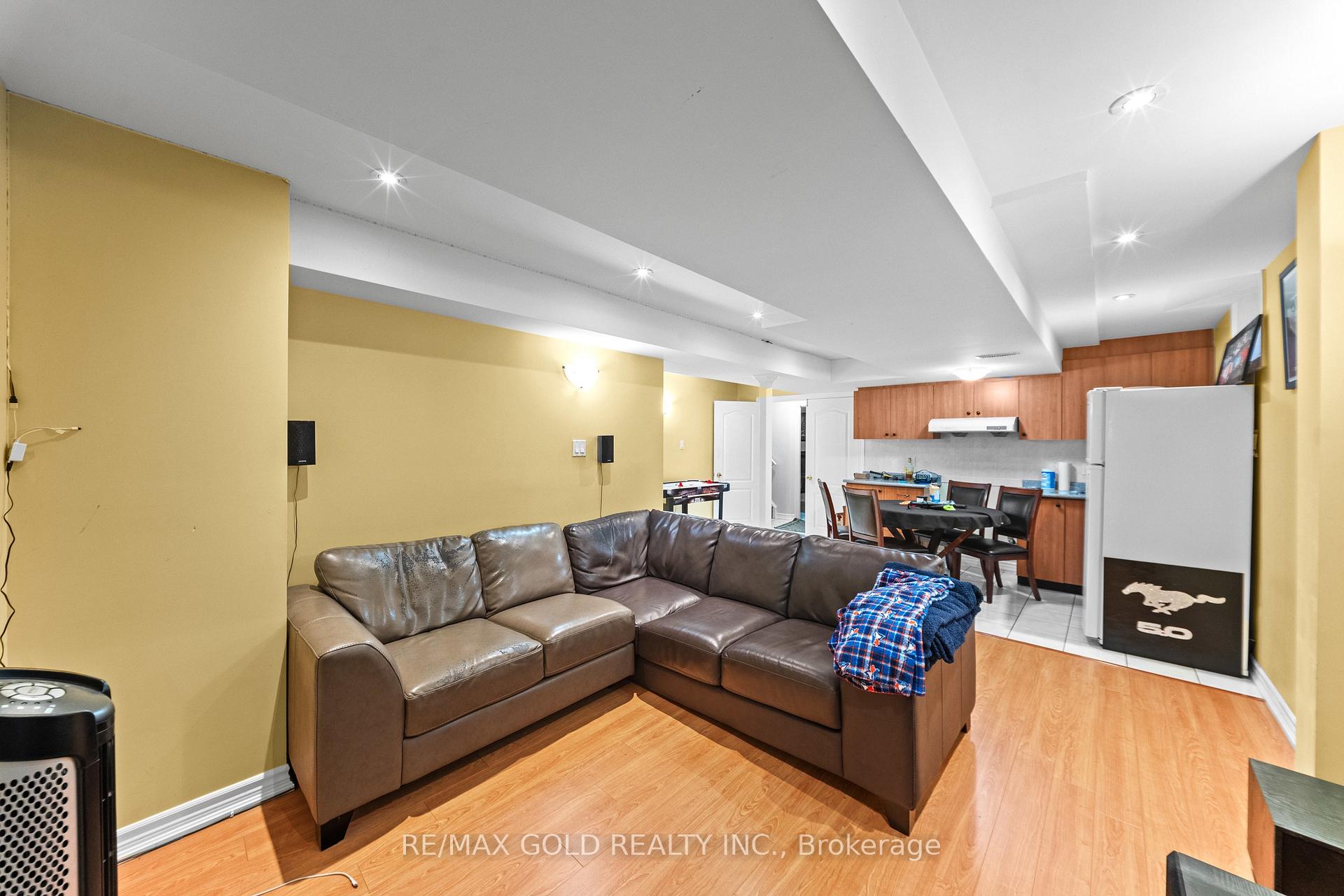 Photo 40 of 28 Bottomwood Street, Brampton, Gore Industrial North — HOMEH