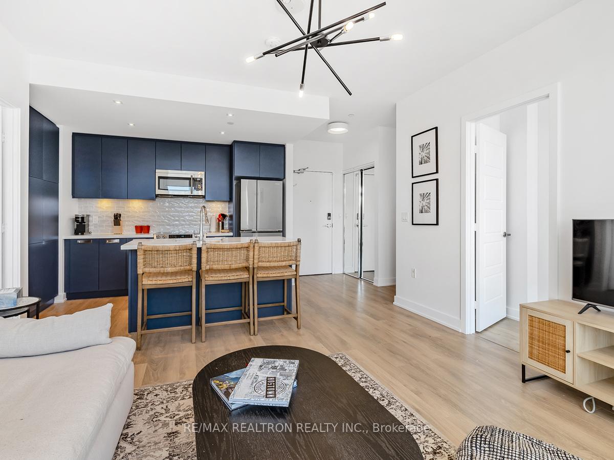 Photo 7 of Unit 415, 375 Sea Ray Avenue, Innisfil, Rural Innisfil — HOMEH