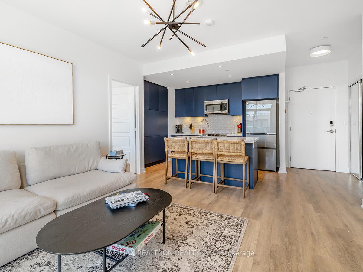 Photo 8 of Unit 415, 375 Sea Ray Avenue, Innisfil, Rural Innisfil — HOMEH