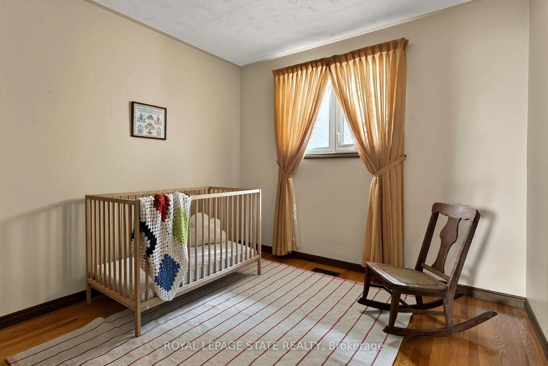 Photo 29 of 72 Henley Drive, Hamilton, Stoney Creek — HOMEH