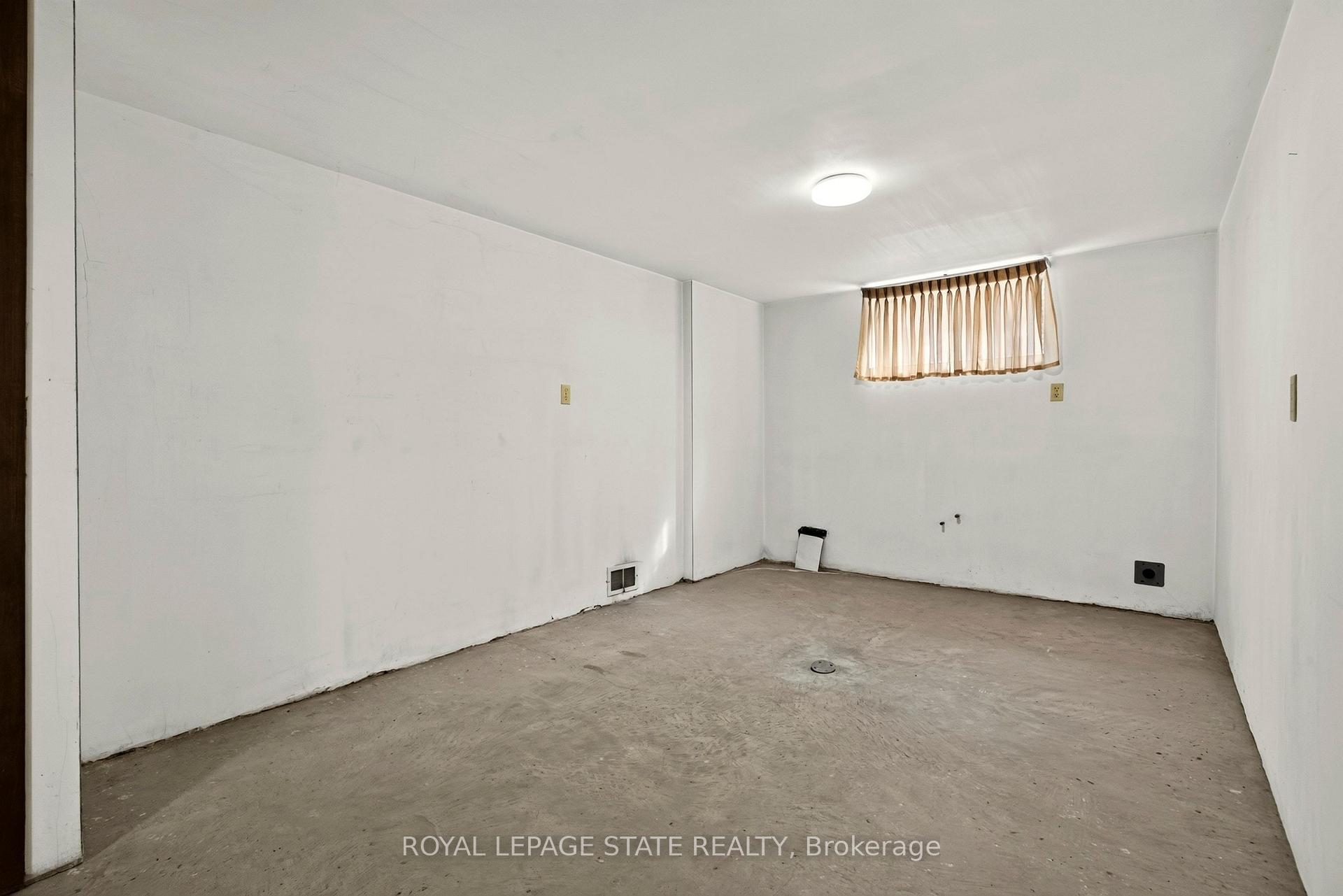Photo 42 of 72 Henley Drive, Hamilton, Stoney Creek — HOMEH
