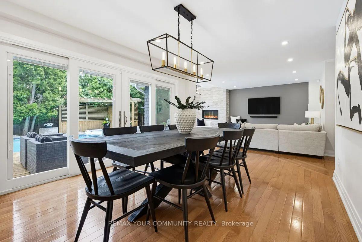 Photo 13 of 18 Oak Lea Circle, Markham, Markham Village — HOMEH