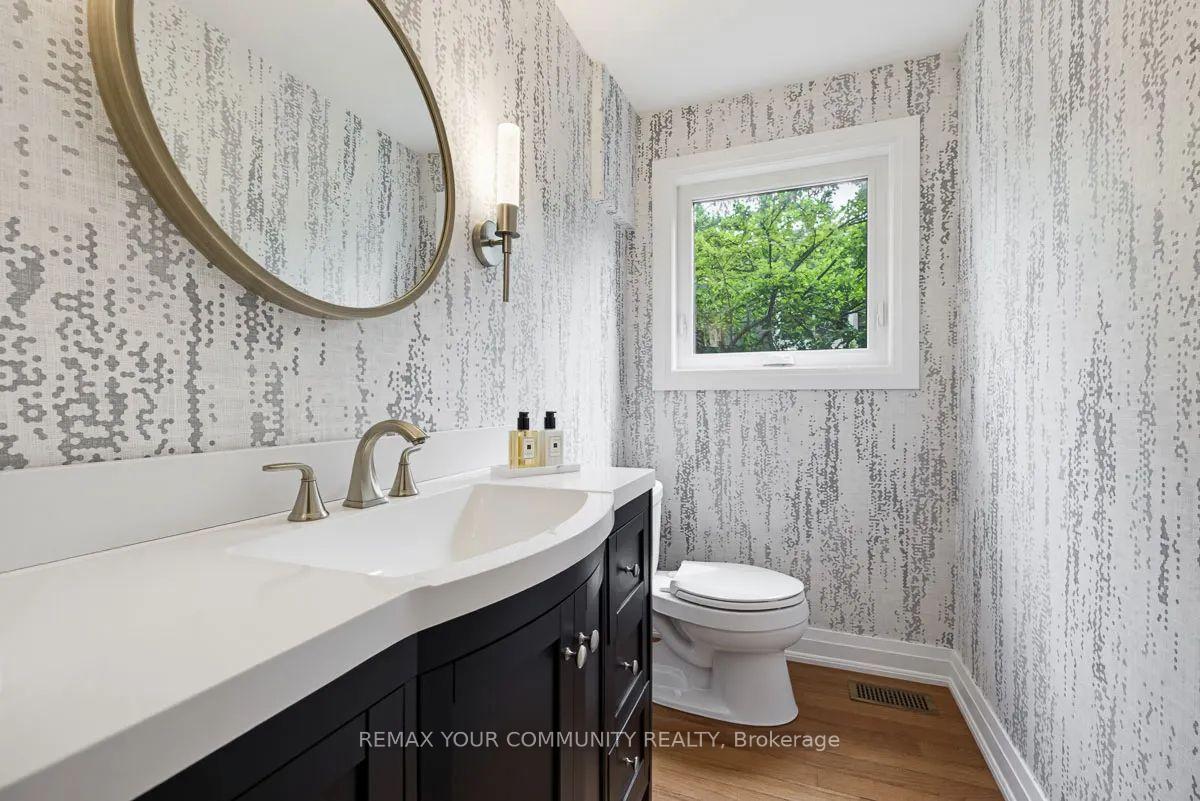 Photo 20 of 18 Oak Lea Circle, Markham, Markham Village — HOMEH