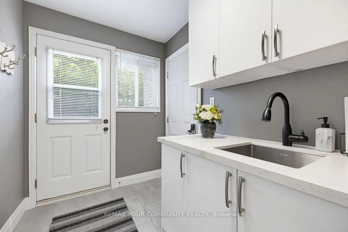 Photo 21 of 18 Oak Lea Circle, Markham, Markham Village — HOMEH