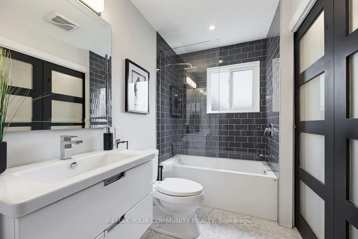 Photo 27 of 18 Oak Lea Circle, Markham, Markham Village — HOMEH