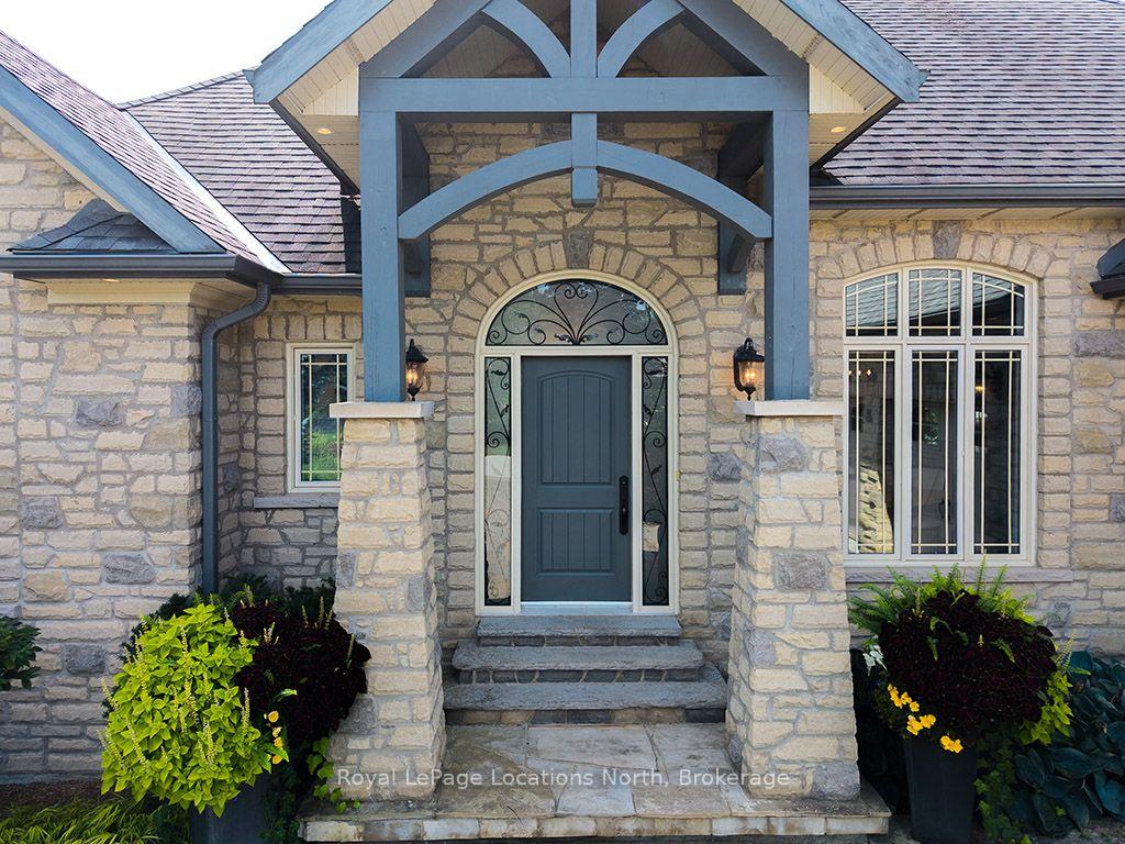 Photo 7 of 150 Rankin's Crescent, Blue Mountains — HOMEH