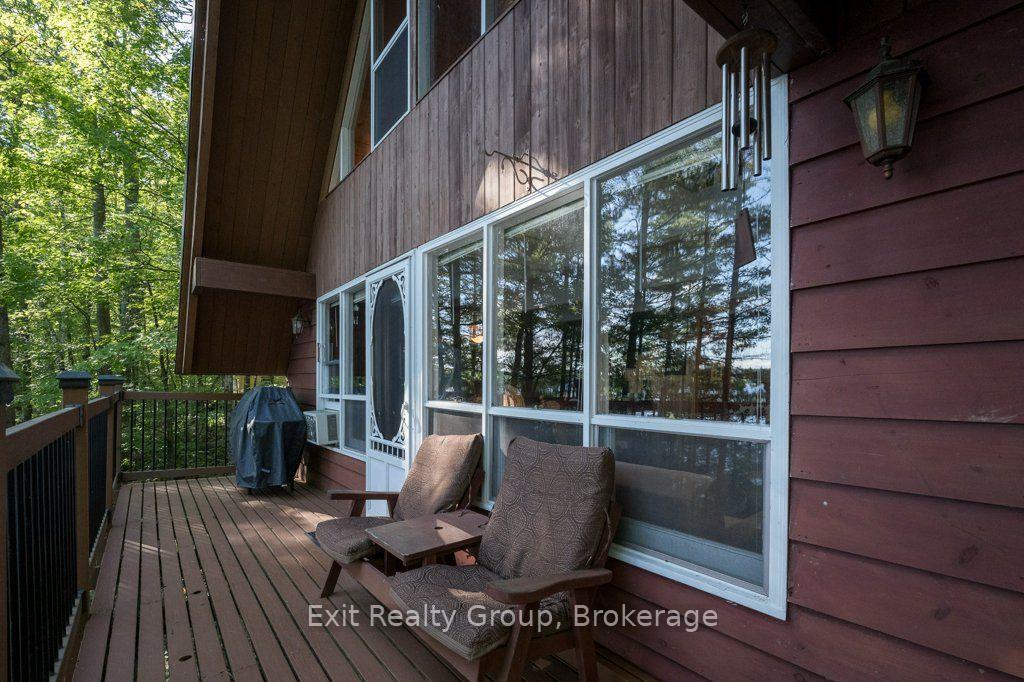 Photo 5 of 2010 Shabomeka Lake, Frontenac, Frontenac North — HOMEH
