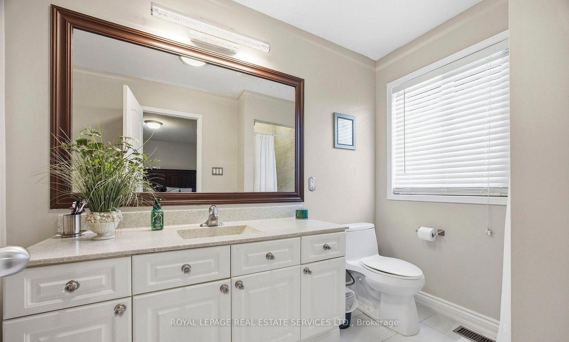 Photo 13 of 5859 Chalfont Crescent, Mississauga, Churchill Meadows — HOMEH