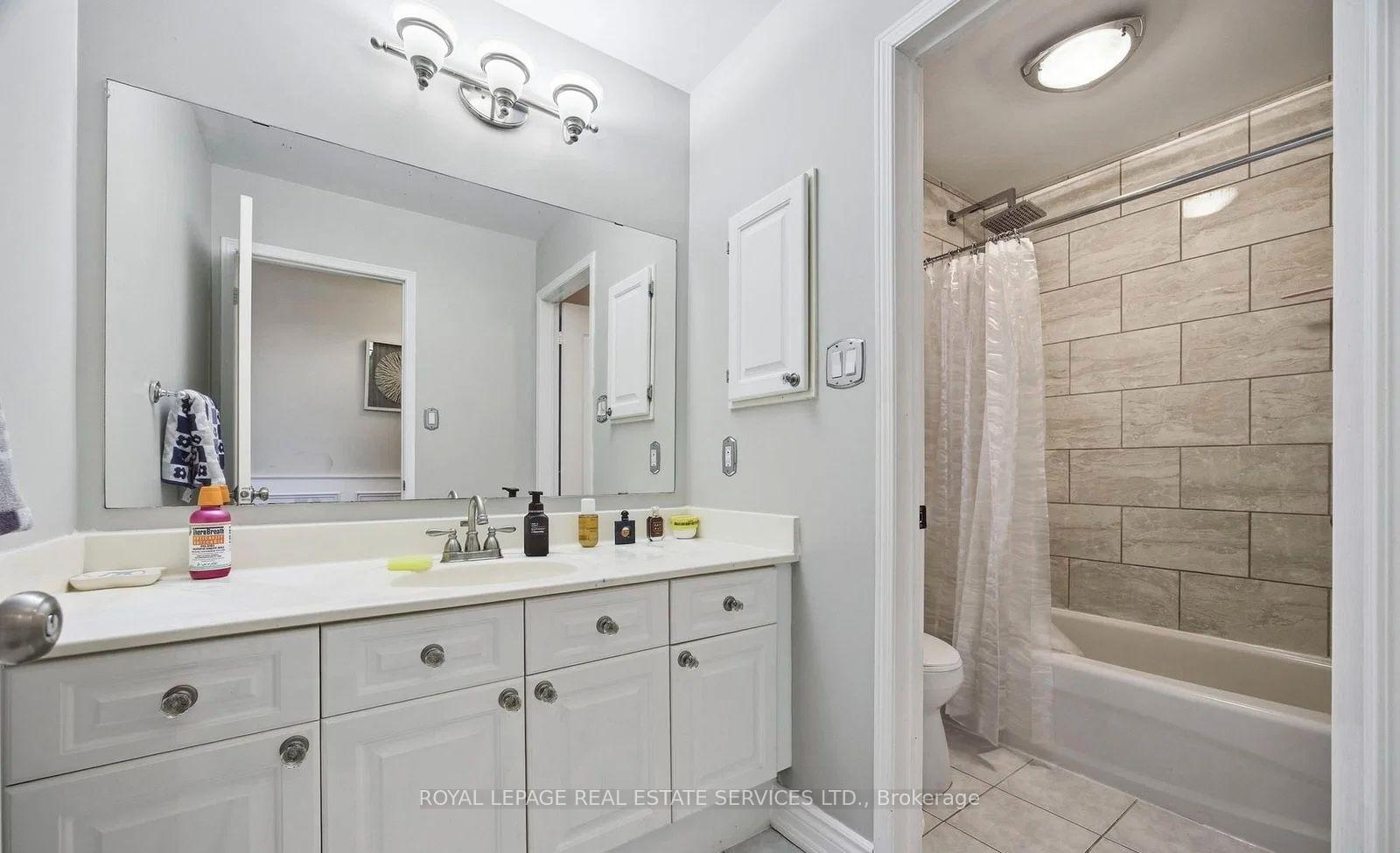 Photo 22 of 5859 Chalfont Crescent, Mississauga, Churchill Meadows — HOMEH