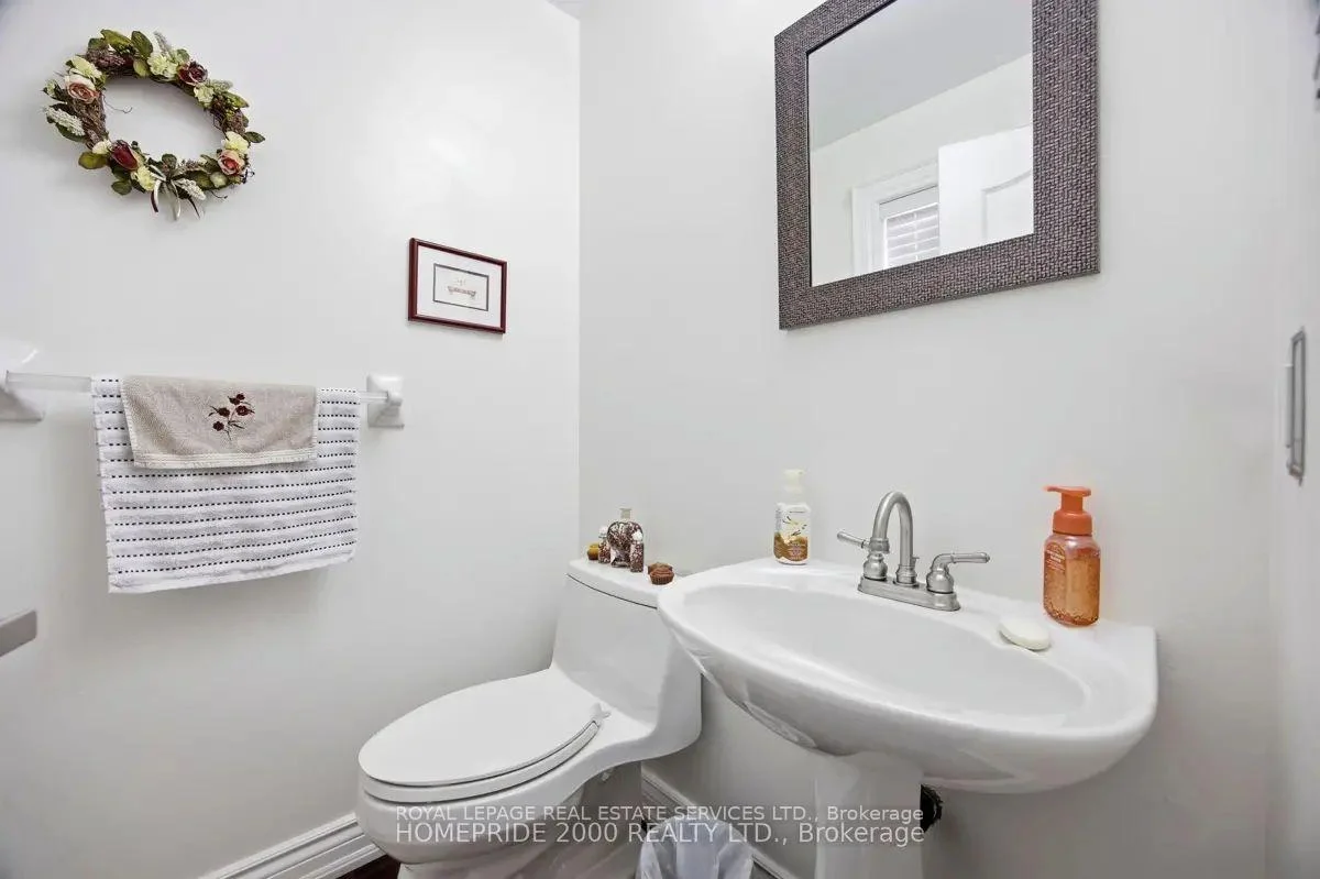 Photo 8 of 5859 Chalfont Crescent, Mississauga, Churchill Meadows — HOMEH