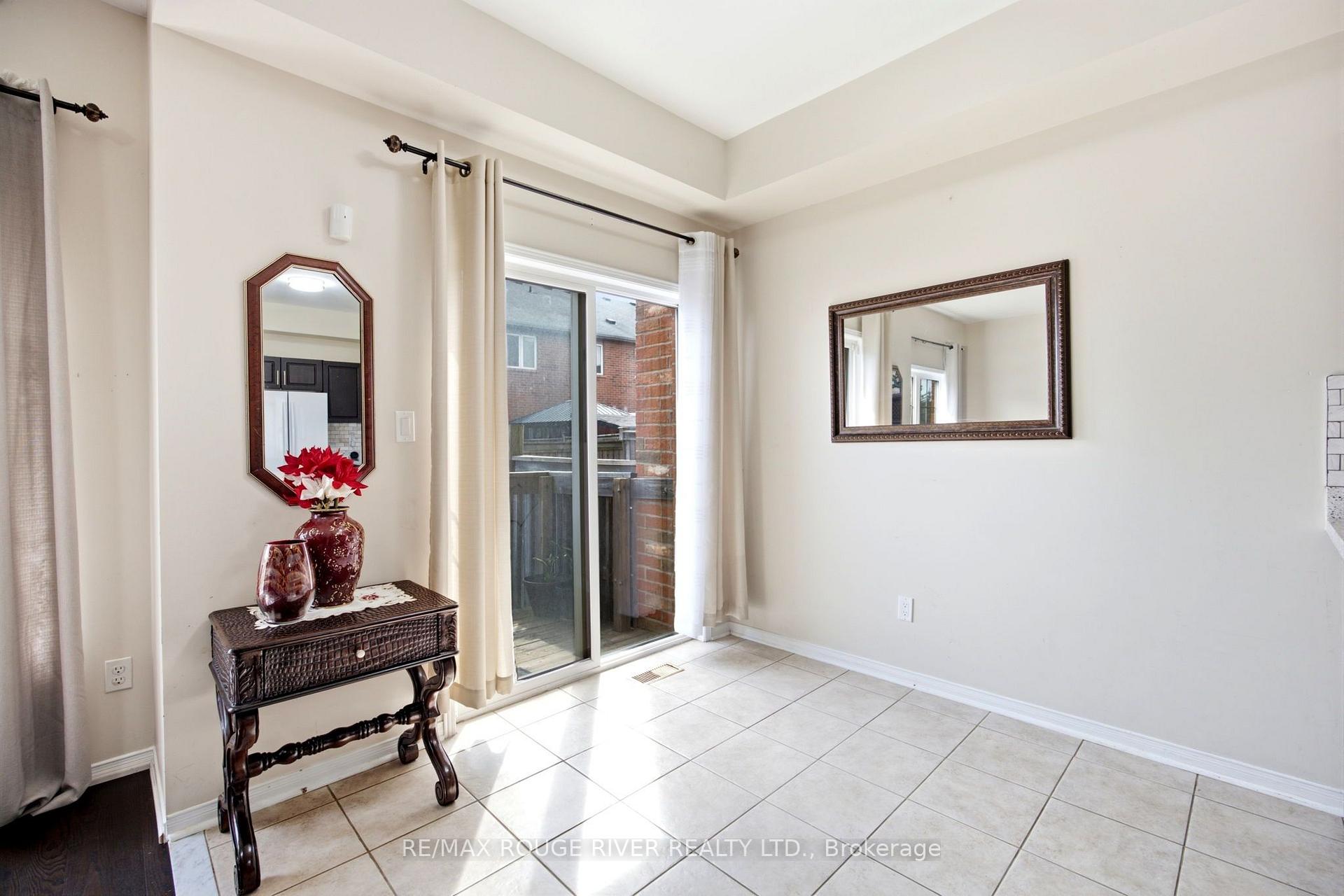 Photo 18 of 37 Michaelman Road, Ajax, South East — HOMEH