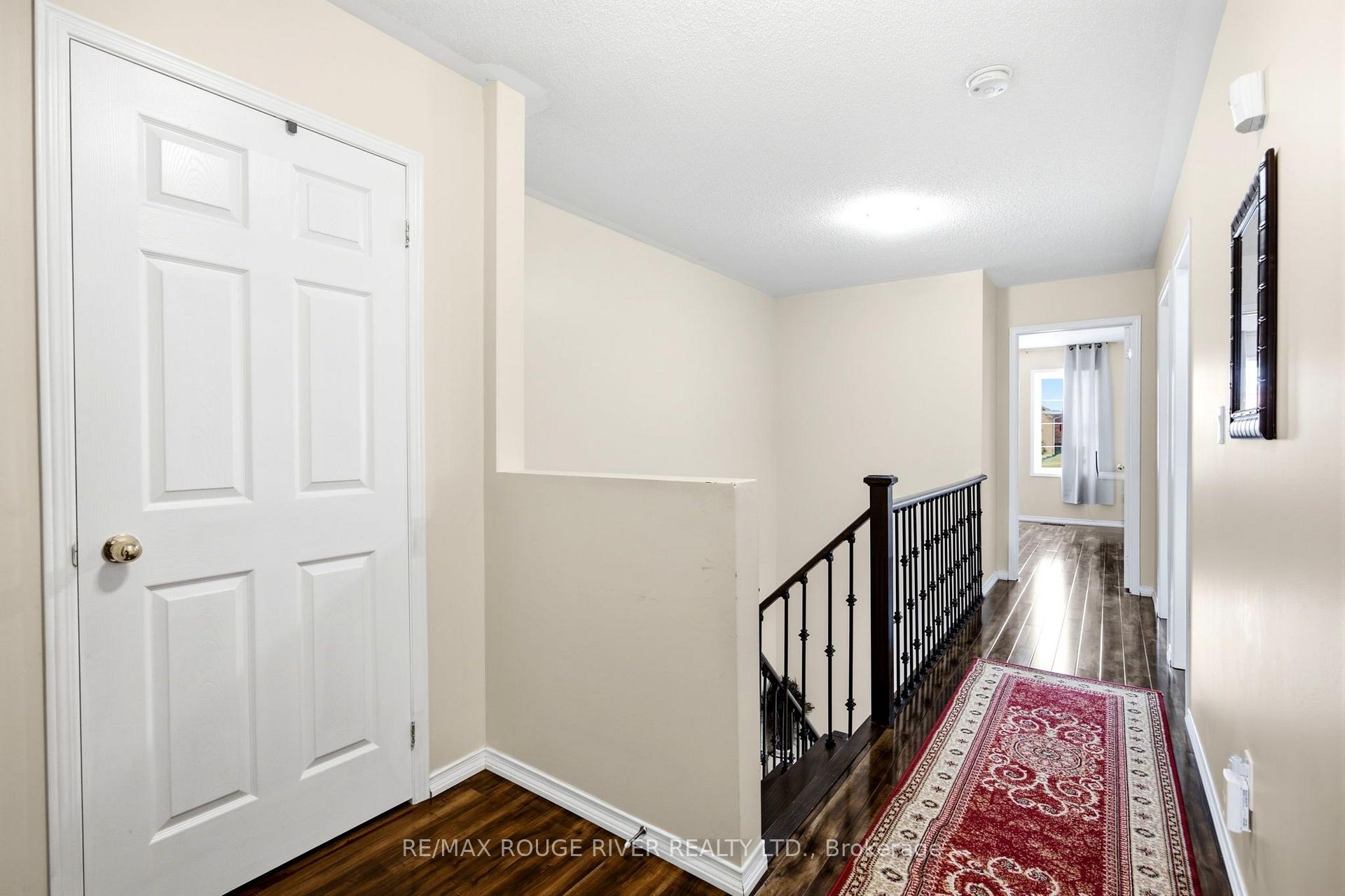 Photo 22 of 37 Michaelman Road, Ajax, South East — HOMEH