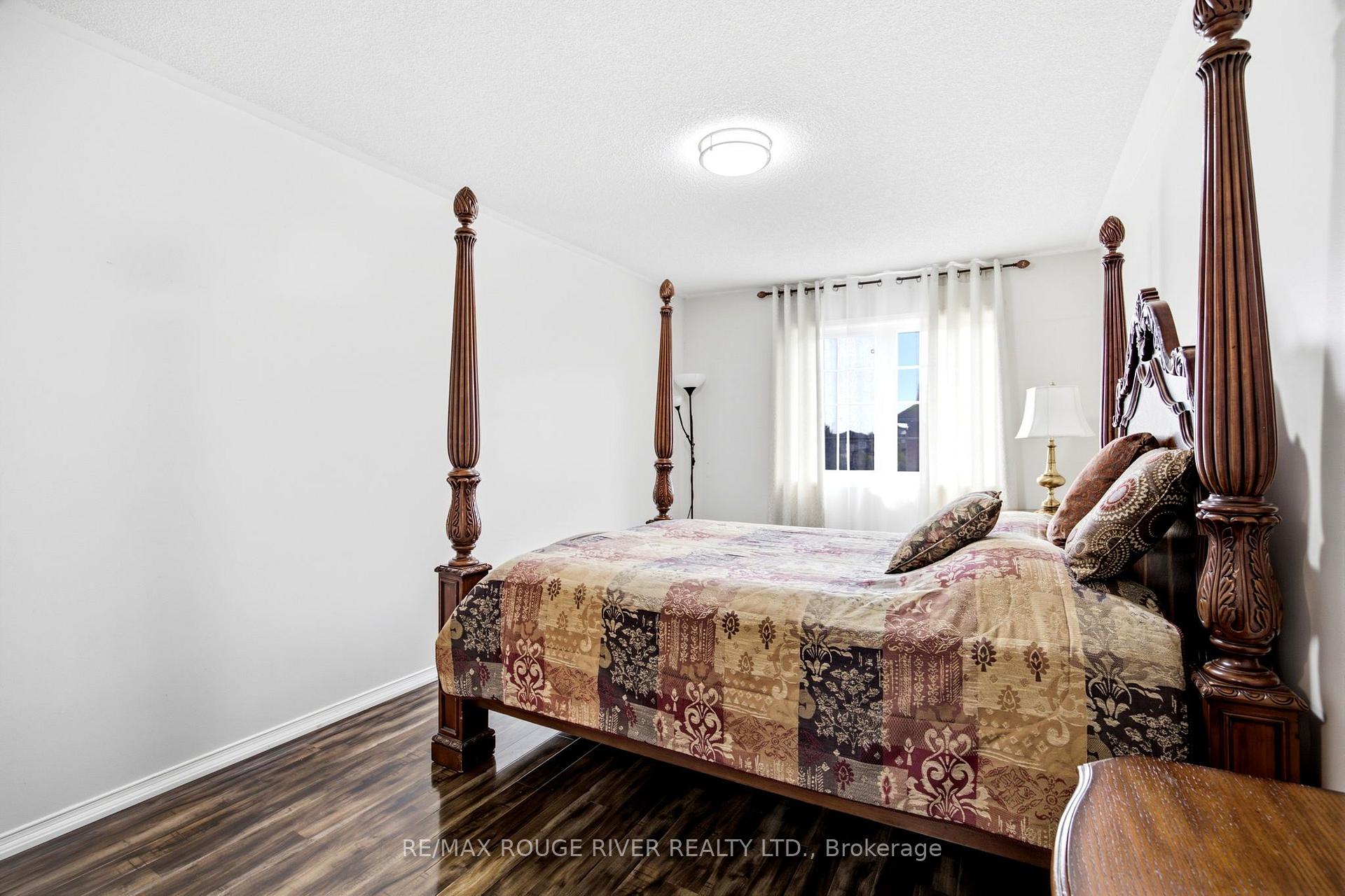 Photo 24 of 37 Michaelman Road, Ajax, South East — HOMEH