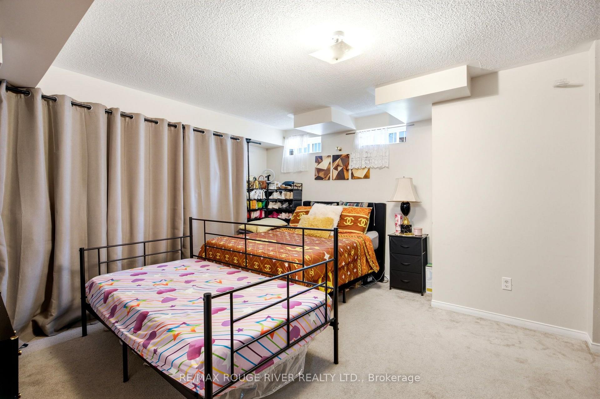 Photo 31 of 37 Michaelman Road, Ajax, South East — HOMEH
