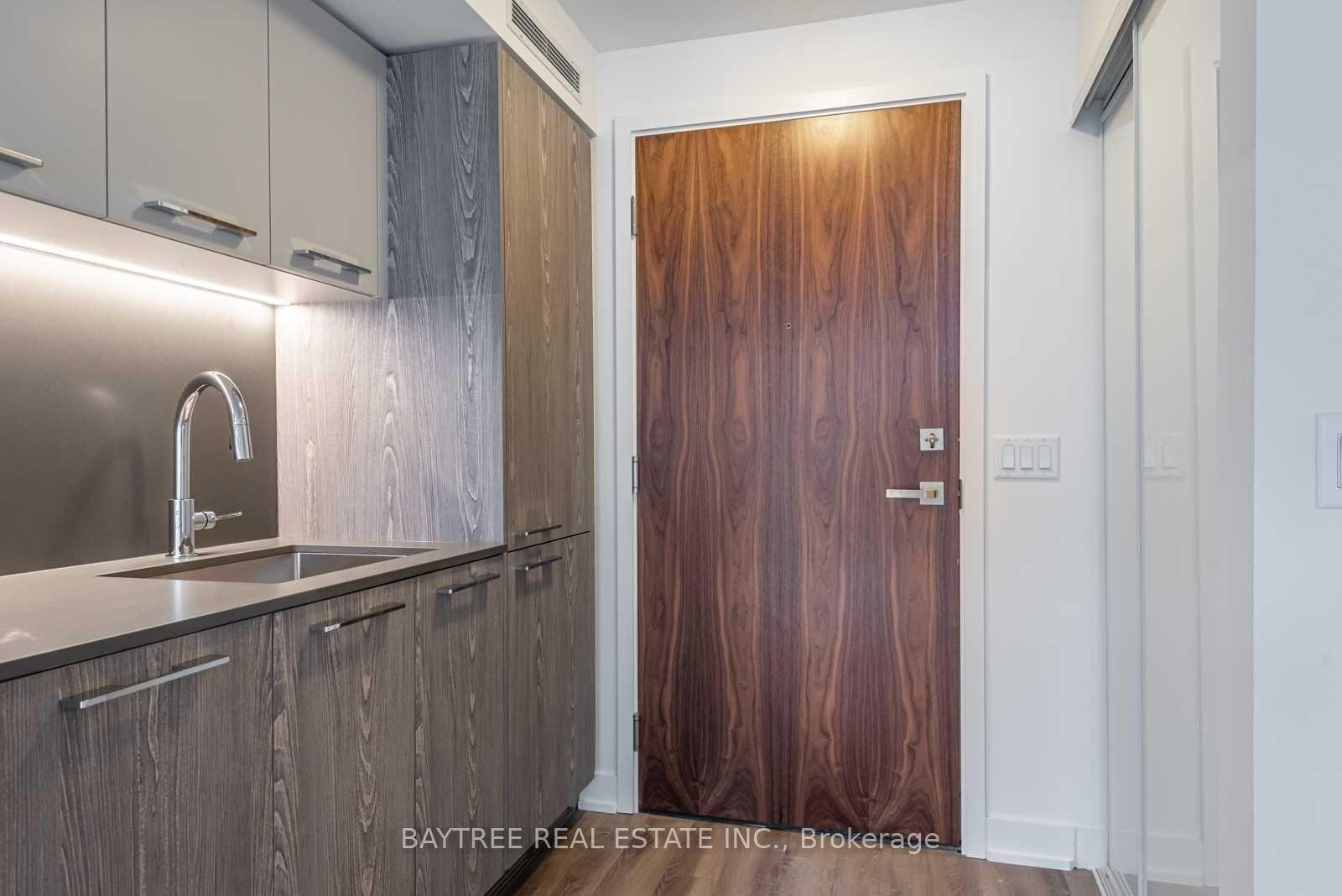 Photo 4 of Unit 914, 30 Baseball Place, Toronto, South Riverdale — HOMEH
