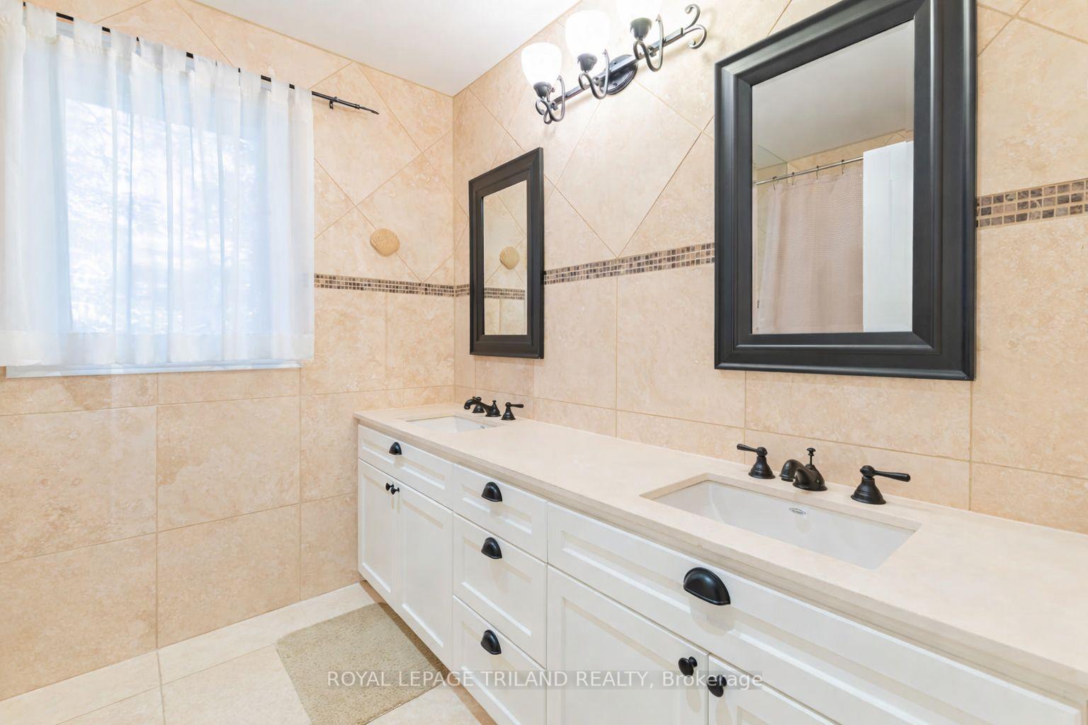 Photo 30 of 33 Forest Avenue, South Huron, Stephen — HOMEH