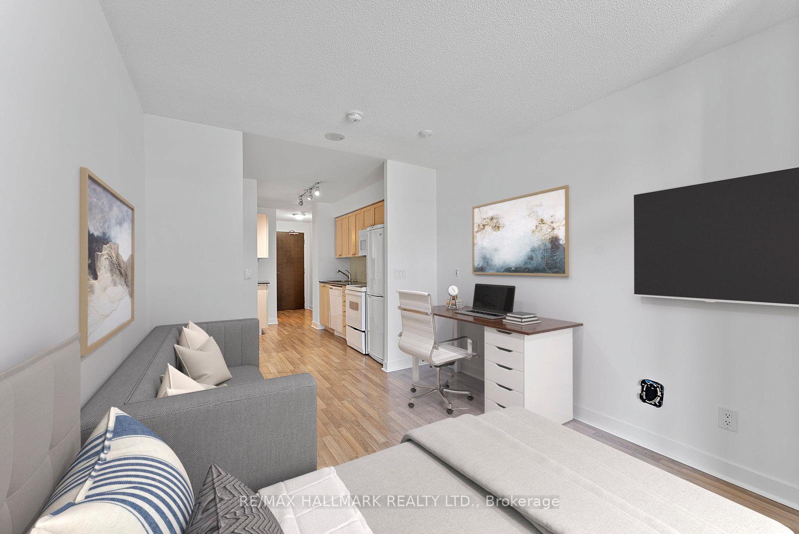 Photo 3 of Unit 902, 50 Lynn Williams Street, Toronto, Niagara — HOMEH