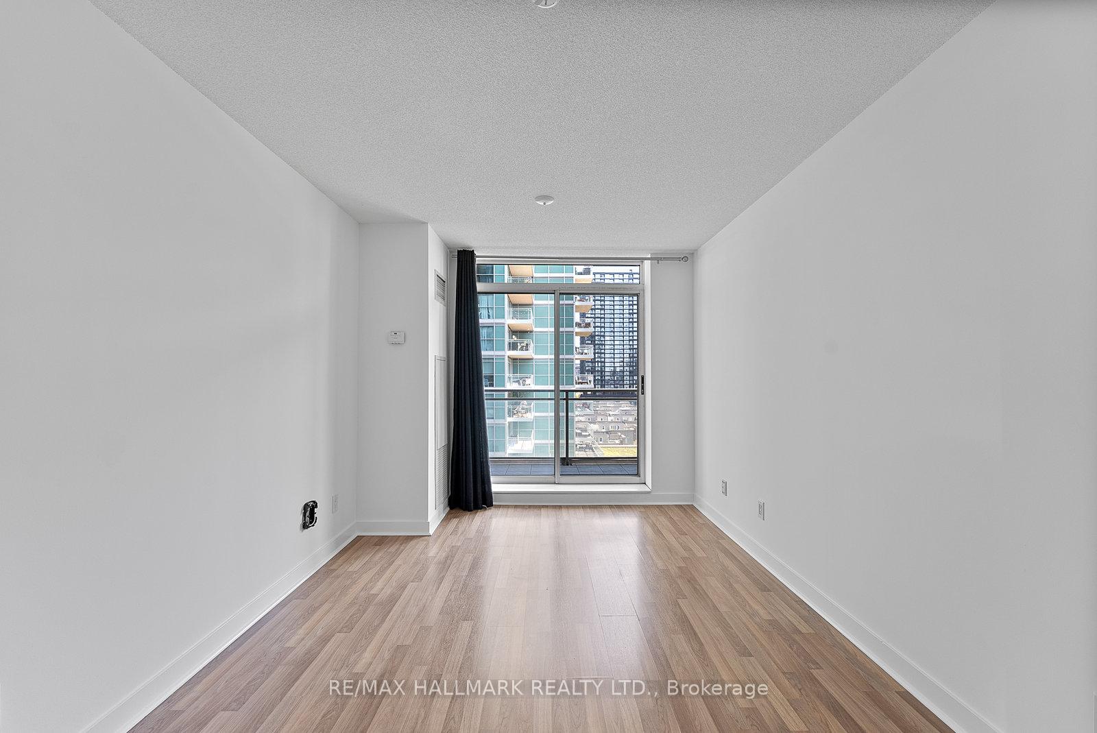 Photo 12 of Unit 902, 50 Lynn Williams Street, Toronto, Niagara — HOMEH