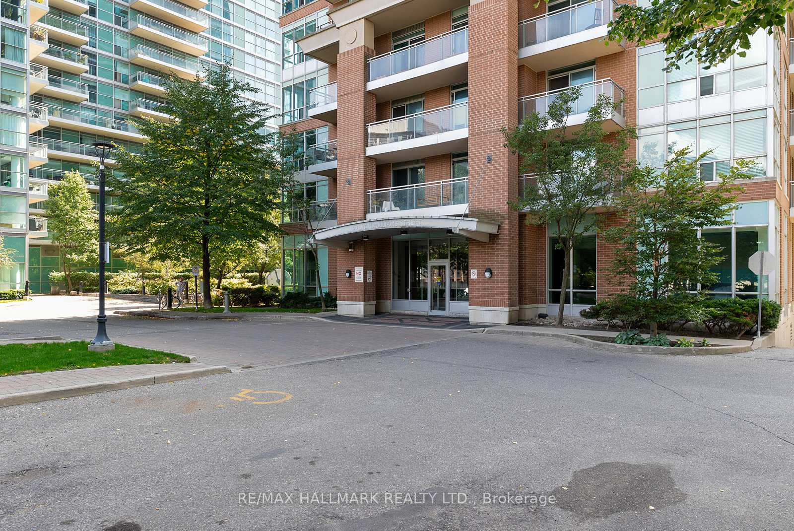 Photo 26 of Unit 902, 50 Lynn Williams Street, Toronto, Niagara — HOMEH