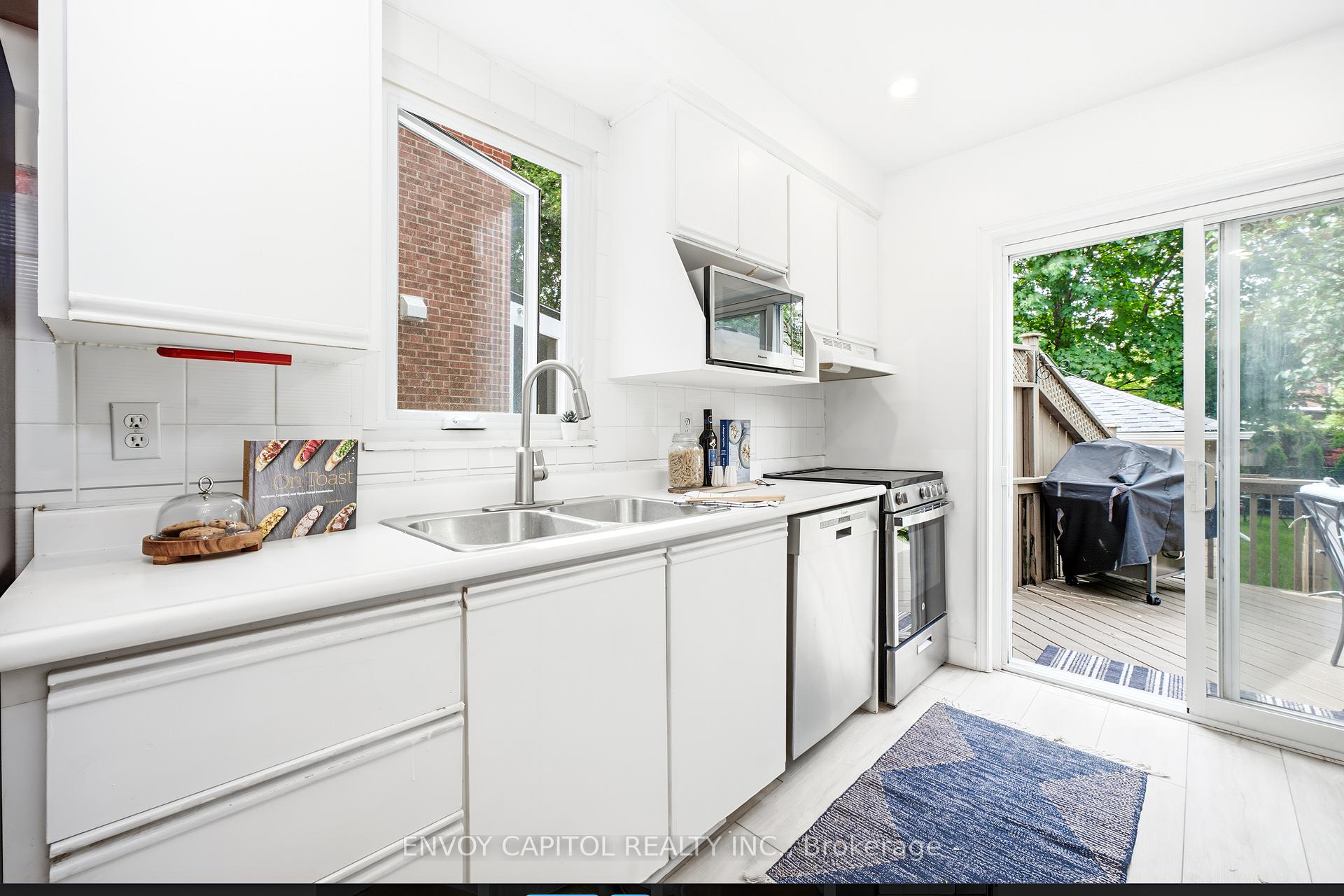 Photo 6 of 6 Thursfield Crescent, Toronto, Leaside — HOMEH